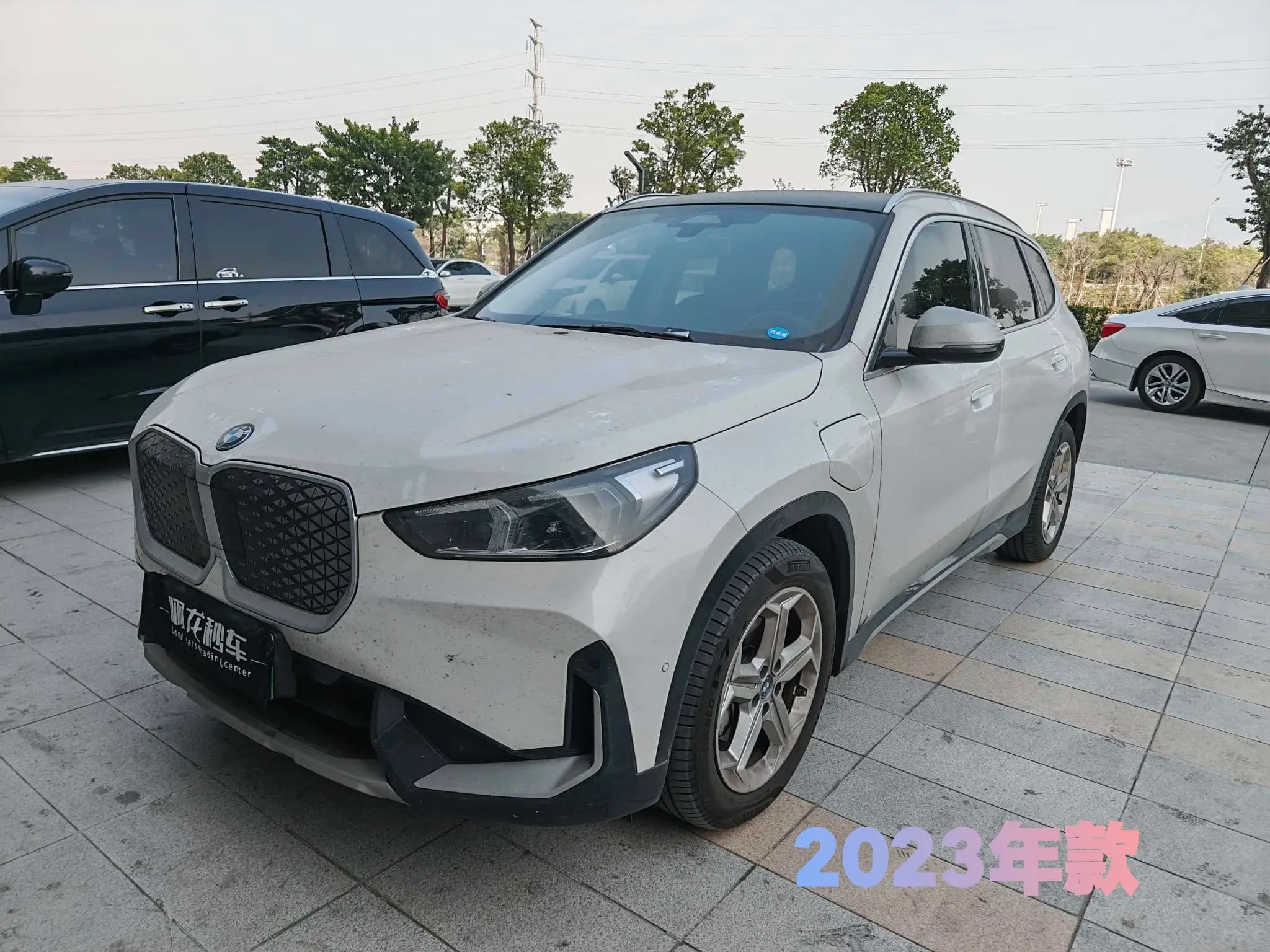 BMW iX1 2024 г. 30993 км. — фото 7