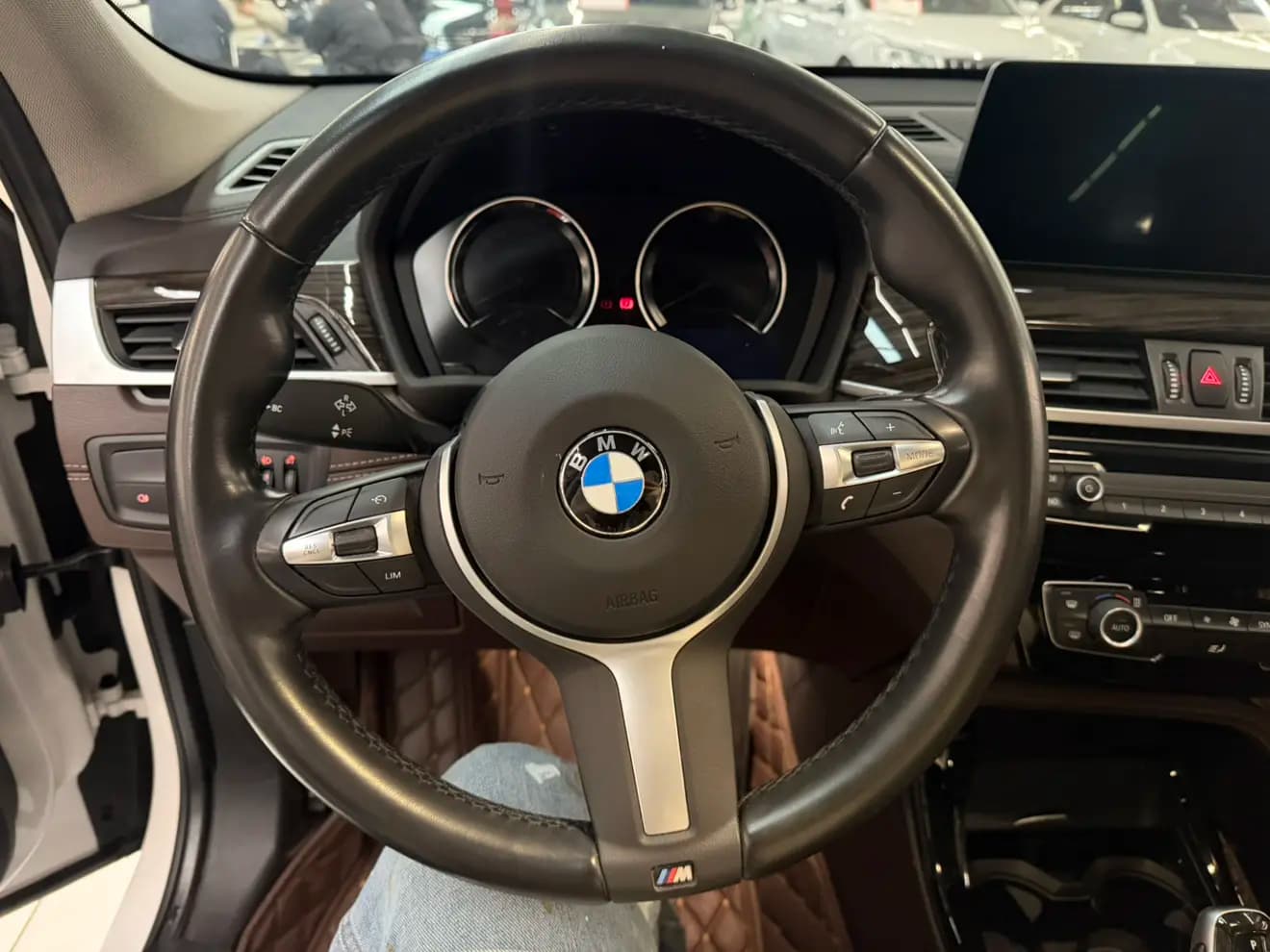 BMW X1 2021 г. 30132 км. — фото 10