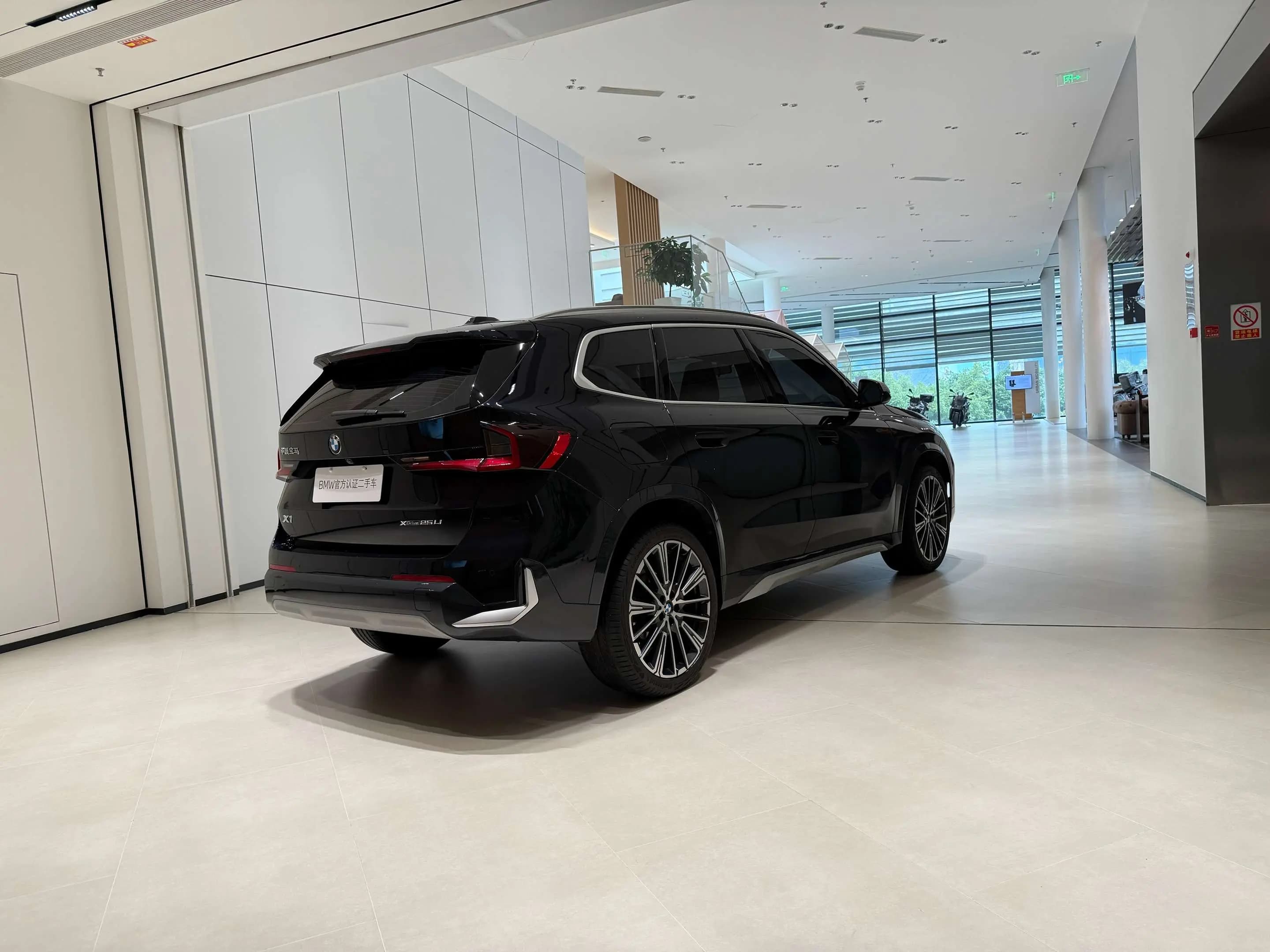 BMW X1 2023 г. 23144 км. — фото 4