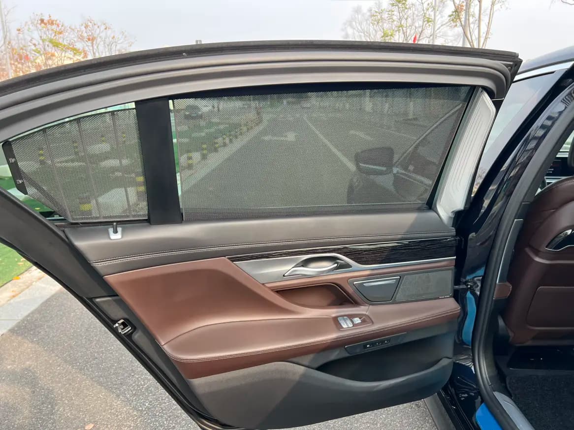 BMW 7 Series 2021 г. 46000 км. — фото 17