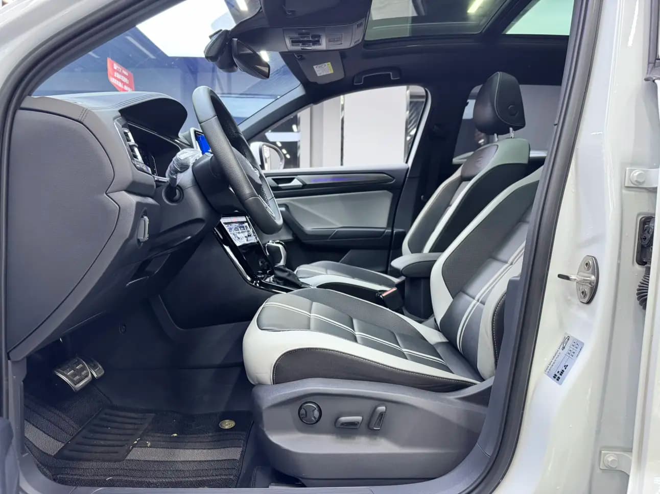 Volkswagen T-Roc 2024 г. 9107 км. — фото 7