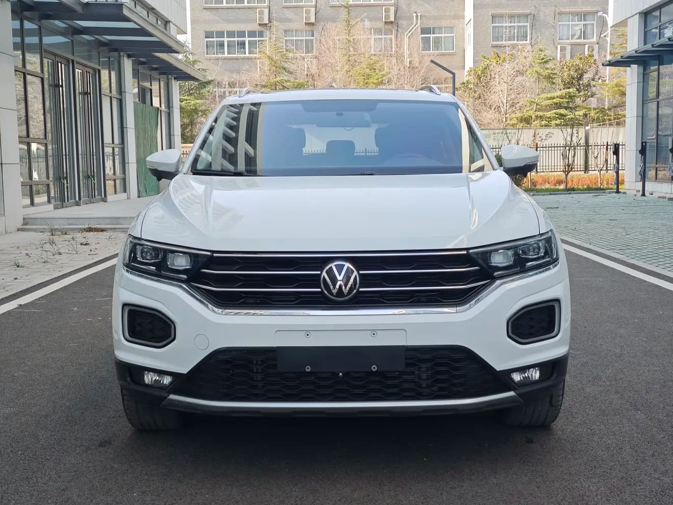 Volkswagen T-Roc 2022 г. 33106 км. — фото 2