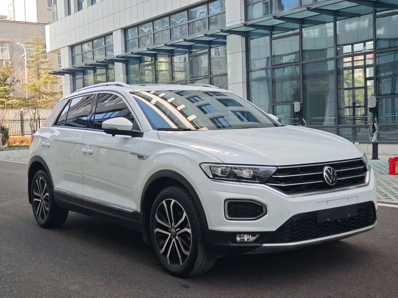 Volkswagen T-Roc 2022 г. 33106 км. — фото 3