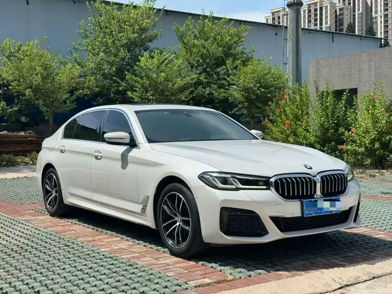 BMW 5 Series 2023 г. 50040 км. — фото 2