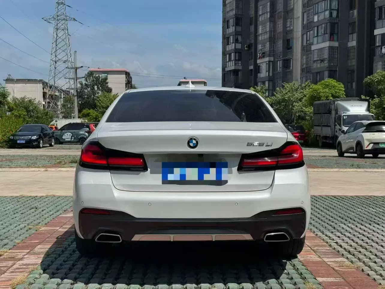 BMW 5 Series 2023 г. 50040 км. — фото 3
