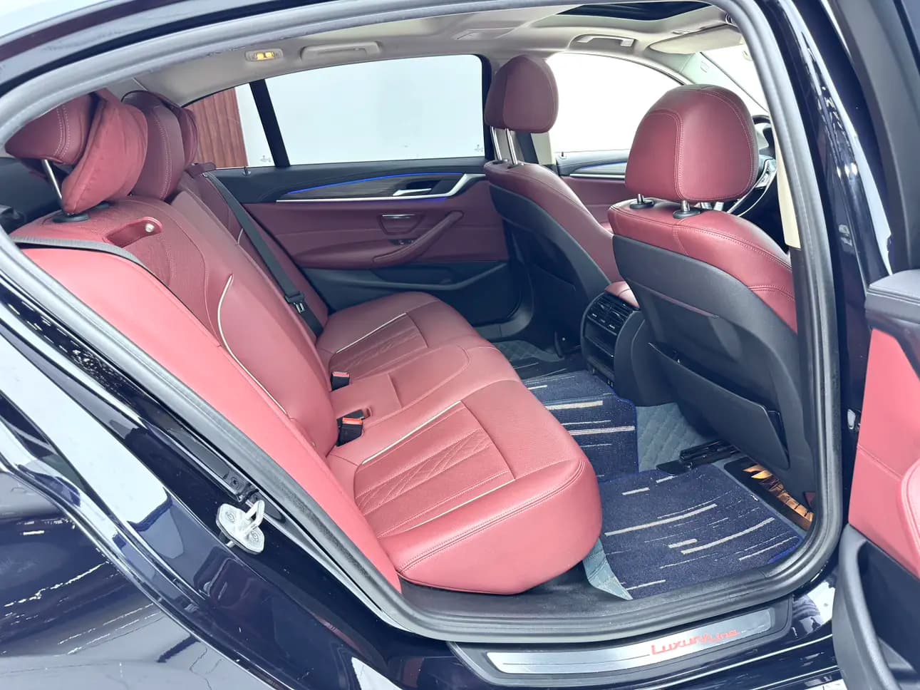 BMW 5 Series 2021 г. 64300 км. — фото 14