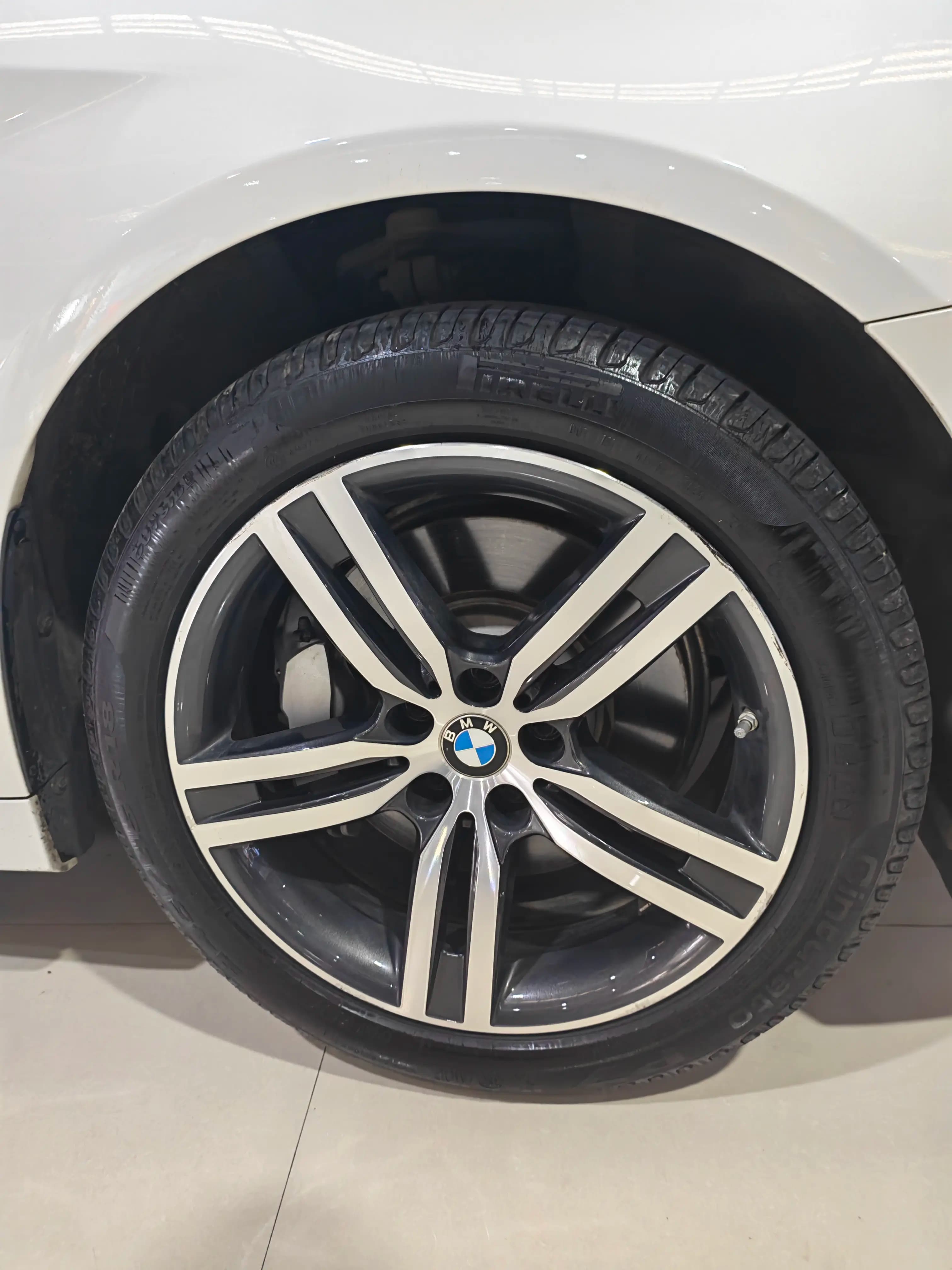 BMW 5 Series 2022 г. 65090 км. — фото 4