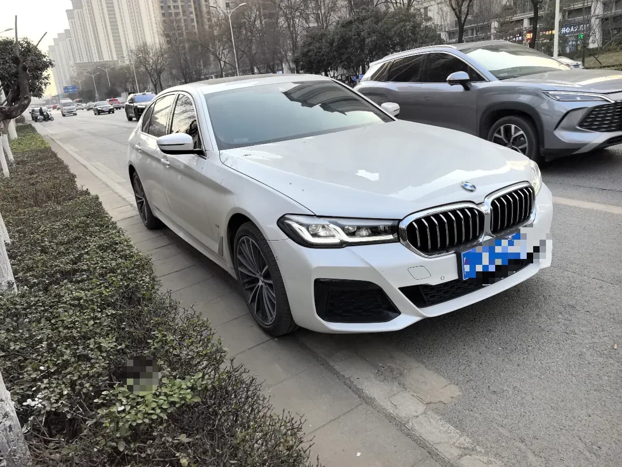 BMW 5 Series 2024 г. 24077 км. — фото 5