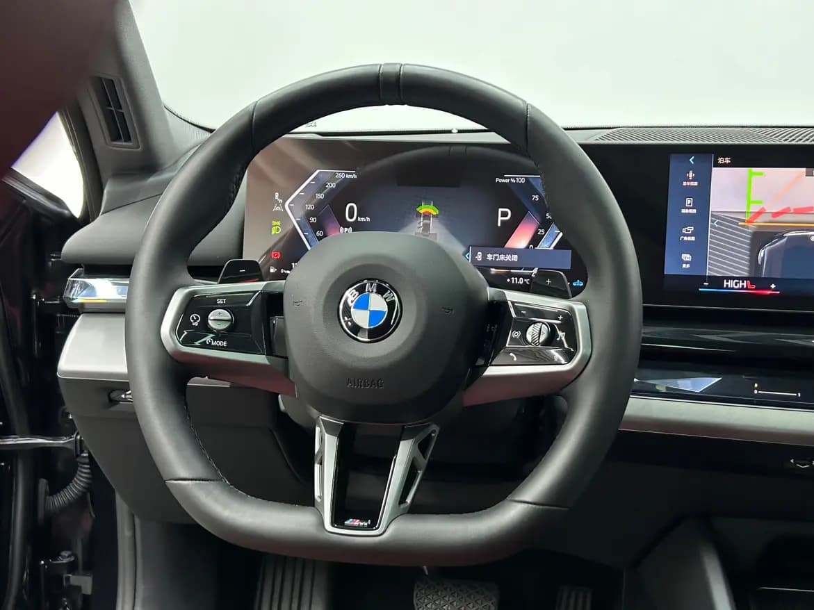 BMW 5 Series 2025 г. 15031 км. — фото 14