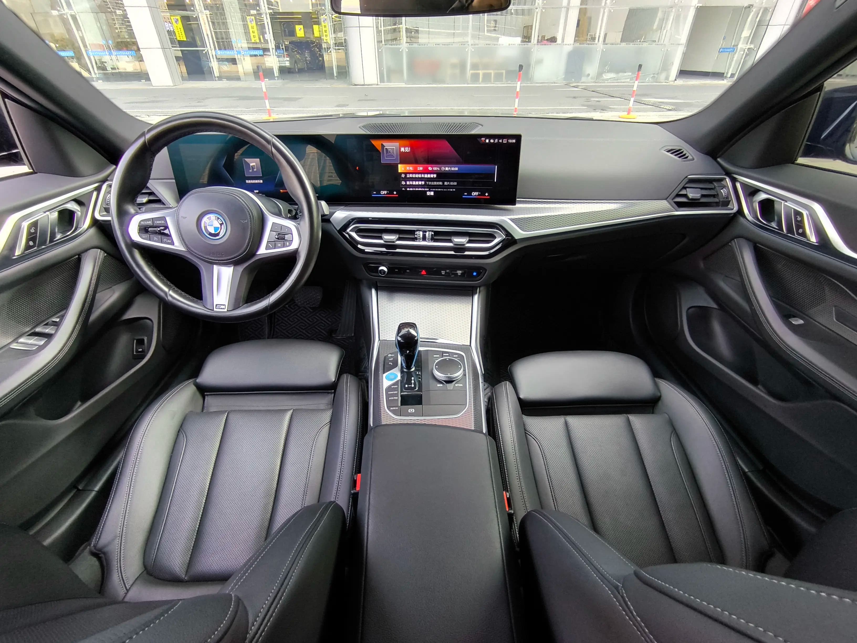 BMW i4 2022 г. 34096 км. — фото 13