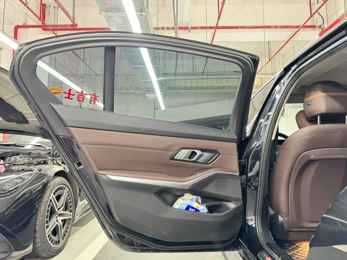 BMW i3 2024 г. 63011 км. — фото 10