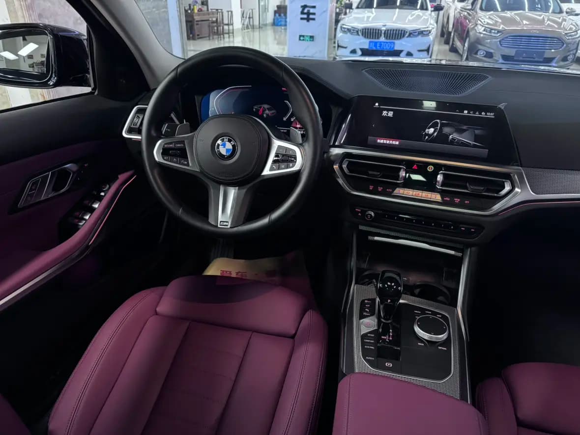 BMW 3 Series 2021 г. 52814 км. — фото 10