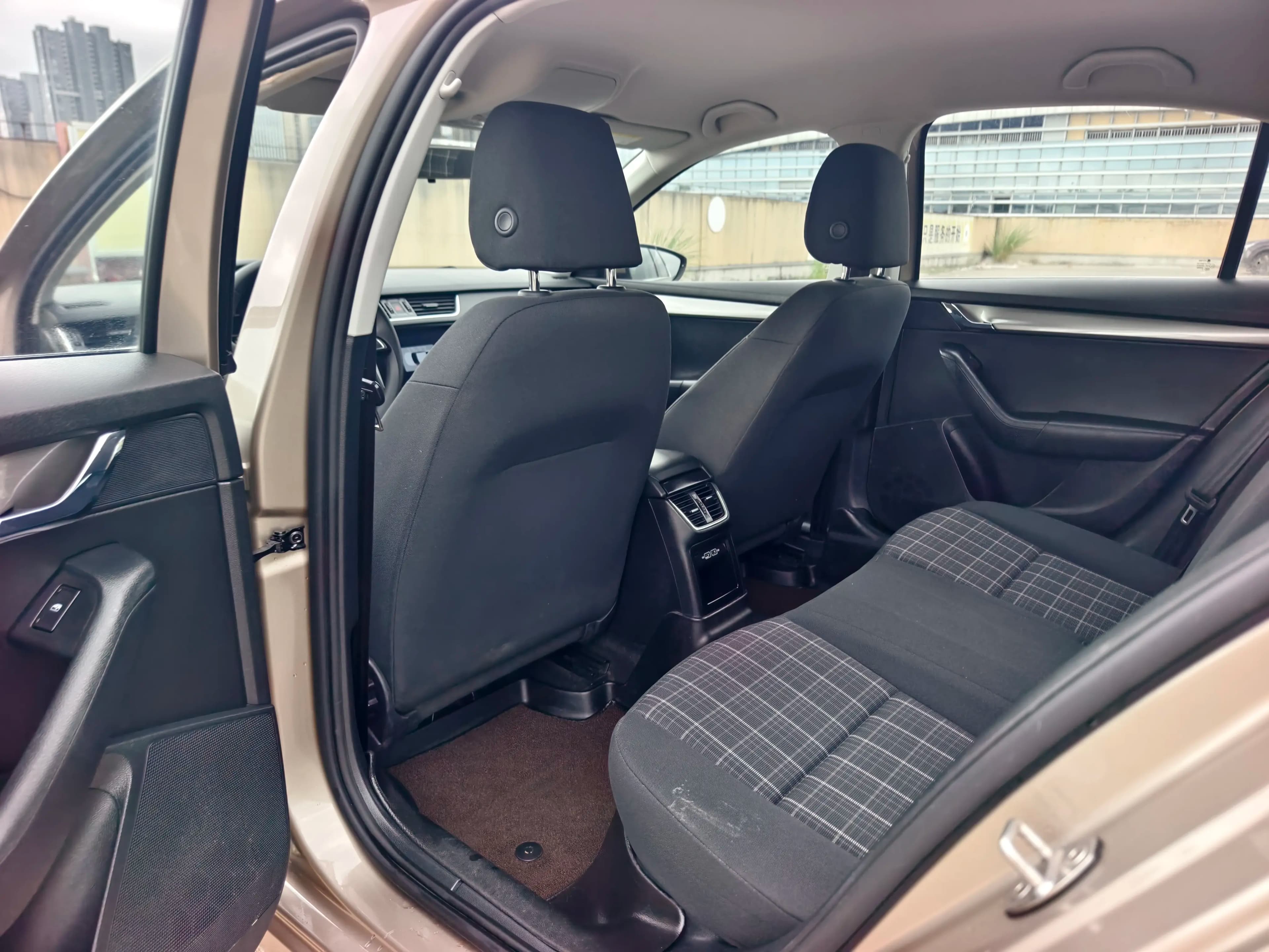 Skoda Octavia 2021 г. 58067 км. — фото 9