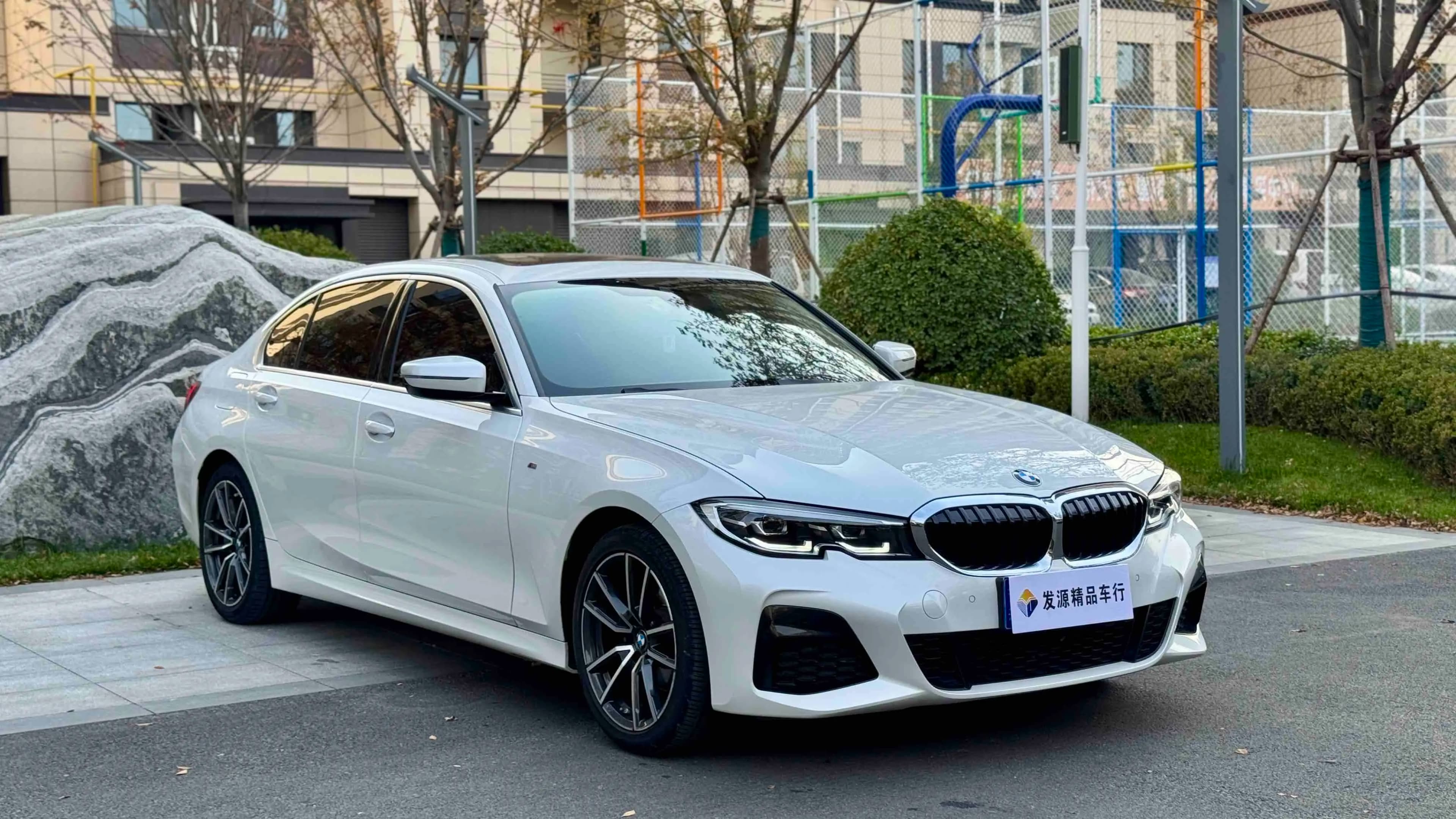 BMW 3 Series 2022 г. 53047 км. — фото 3