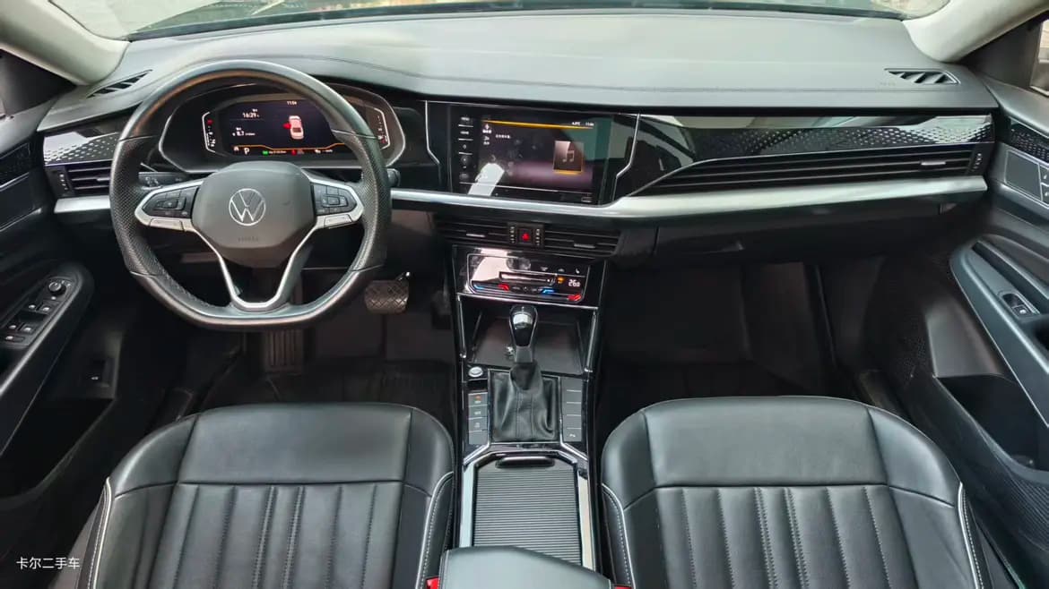 Volkswagen Passat 2022 г. 40051 км. — фото 7