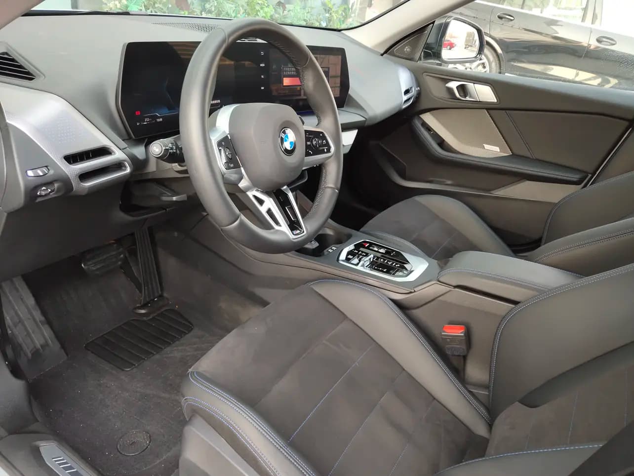 BMW 2 Series 2025 г. 2353 км. — фото 13