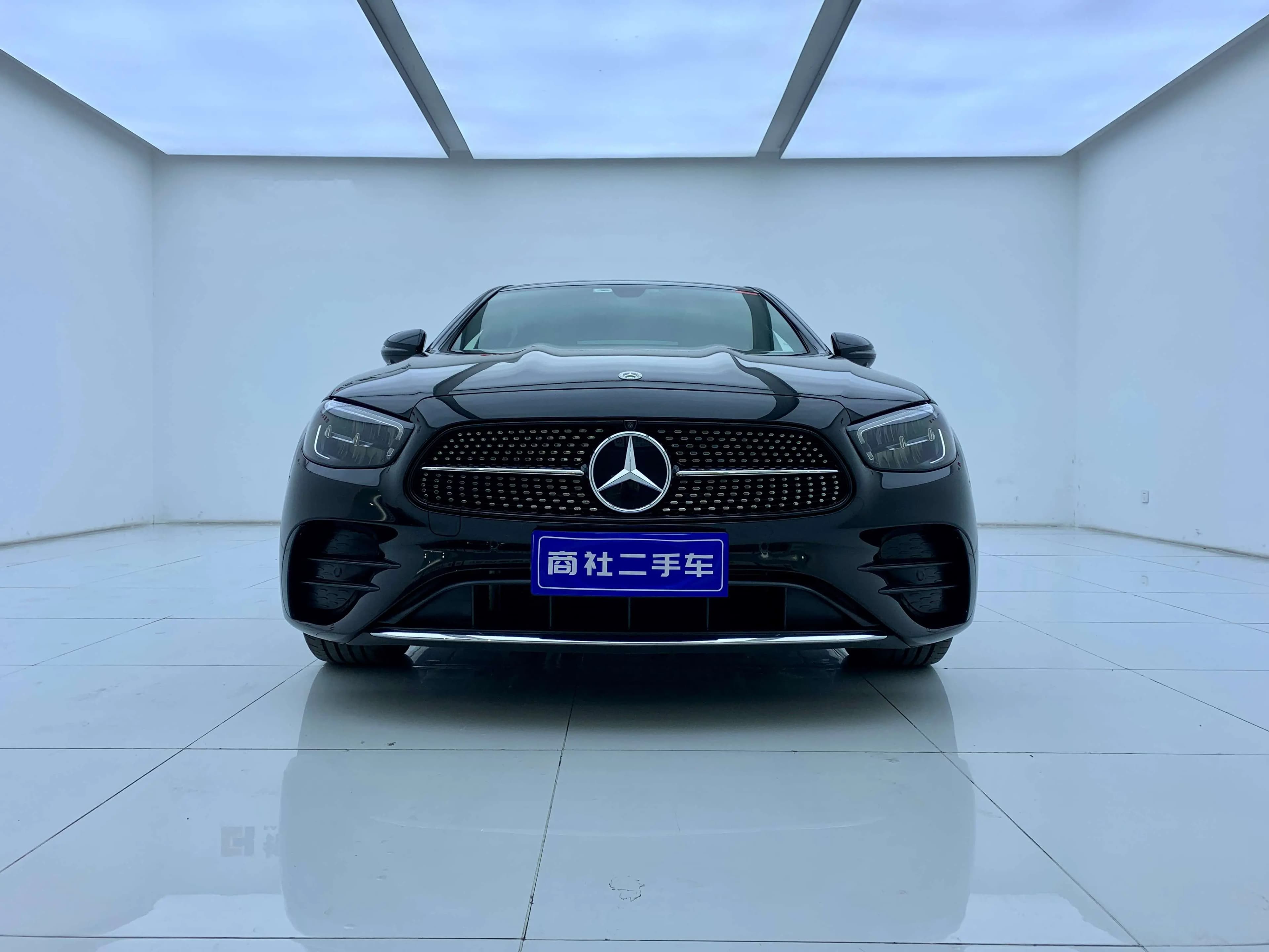 Mercedes-Benz E-Class 2023 г. 26020 км. — фото 2