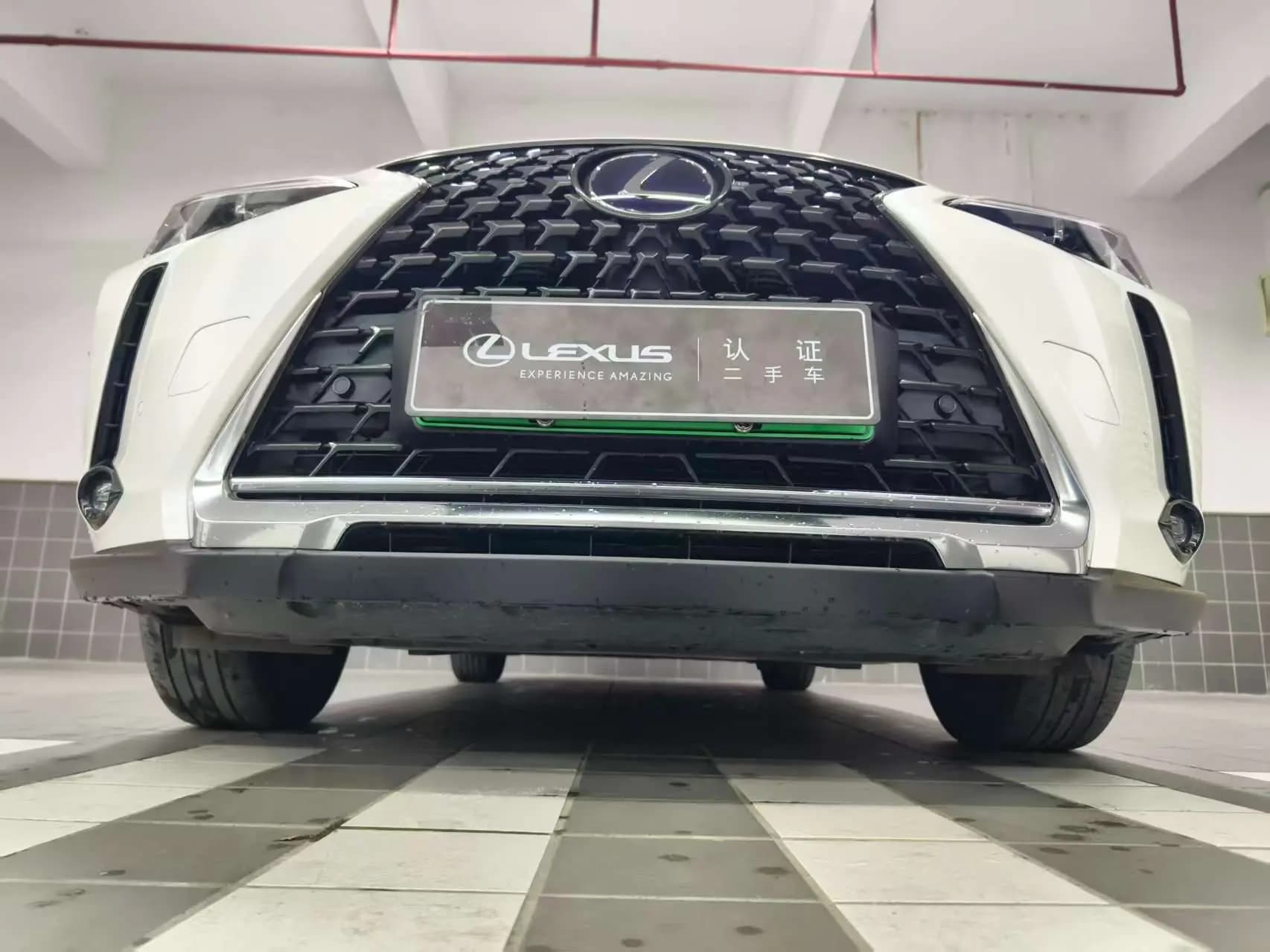 Lexus UX EV 2021 г. 40115 км. — фото 5