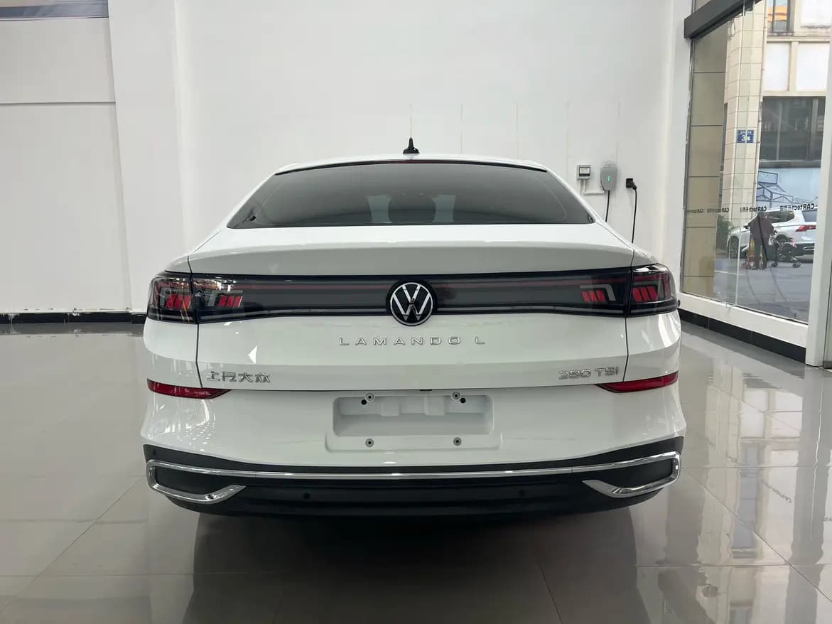 Volkswagen Lamando 2024 г. 5020 км. — фото 3
