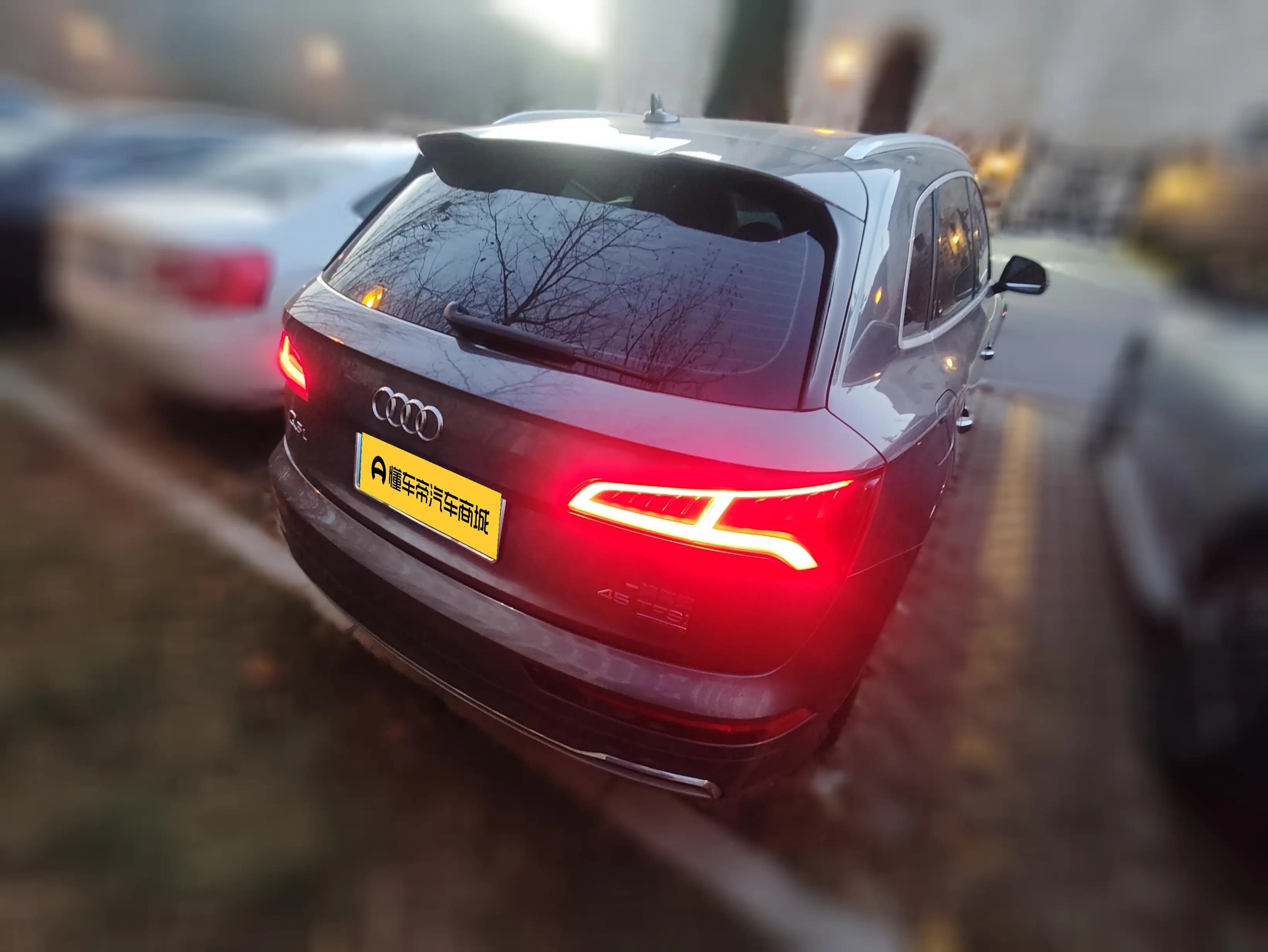 Audi Q5L 2021 г. 61584 км. — фото 4