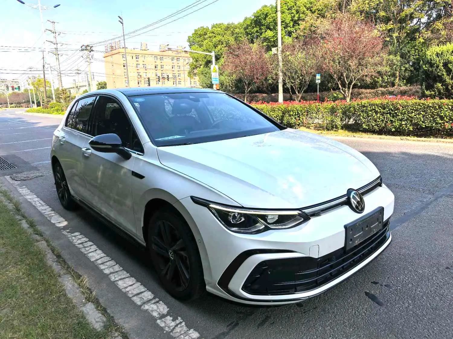 Volkswagen Golf 1.4 TSI DSG (125 л.с.) 2022 г. 28001 км — фото 3