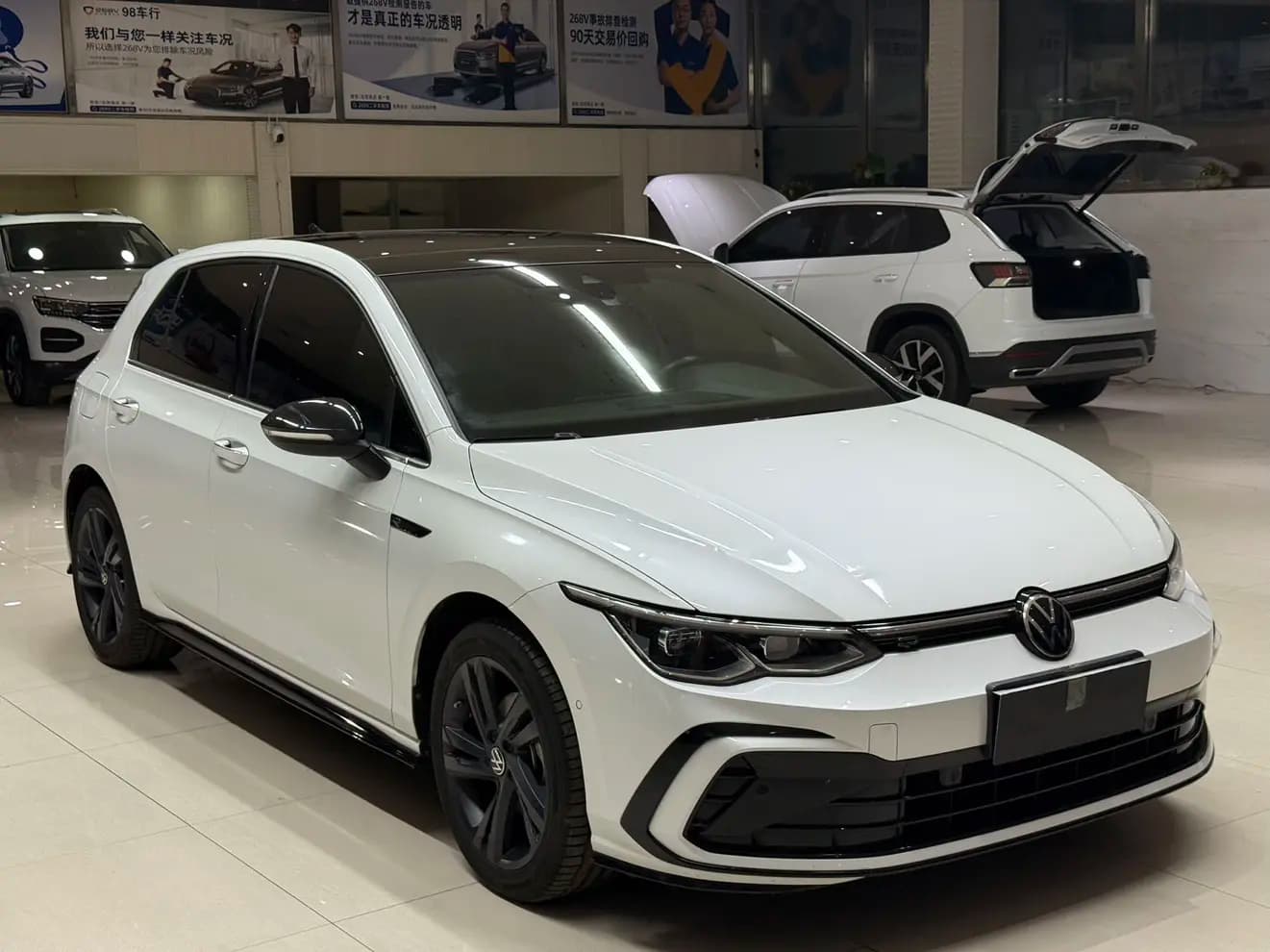 Volkswagen Golf 2021 г. 42000 км. — фото 3