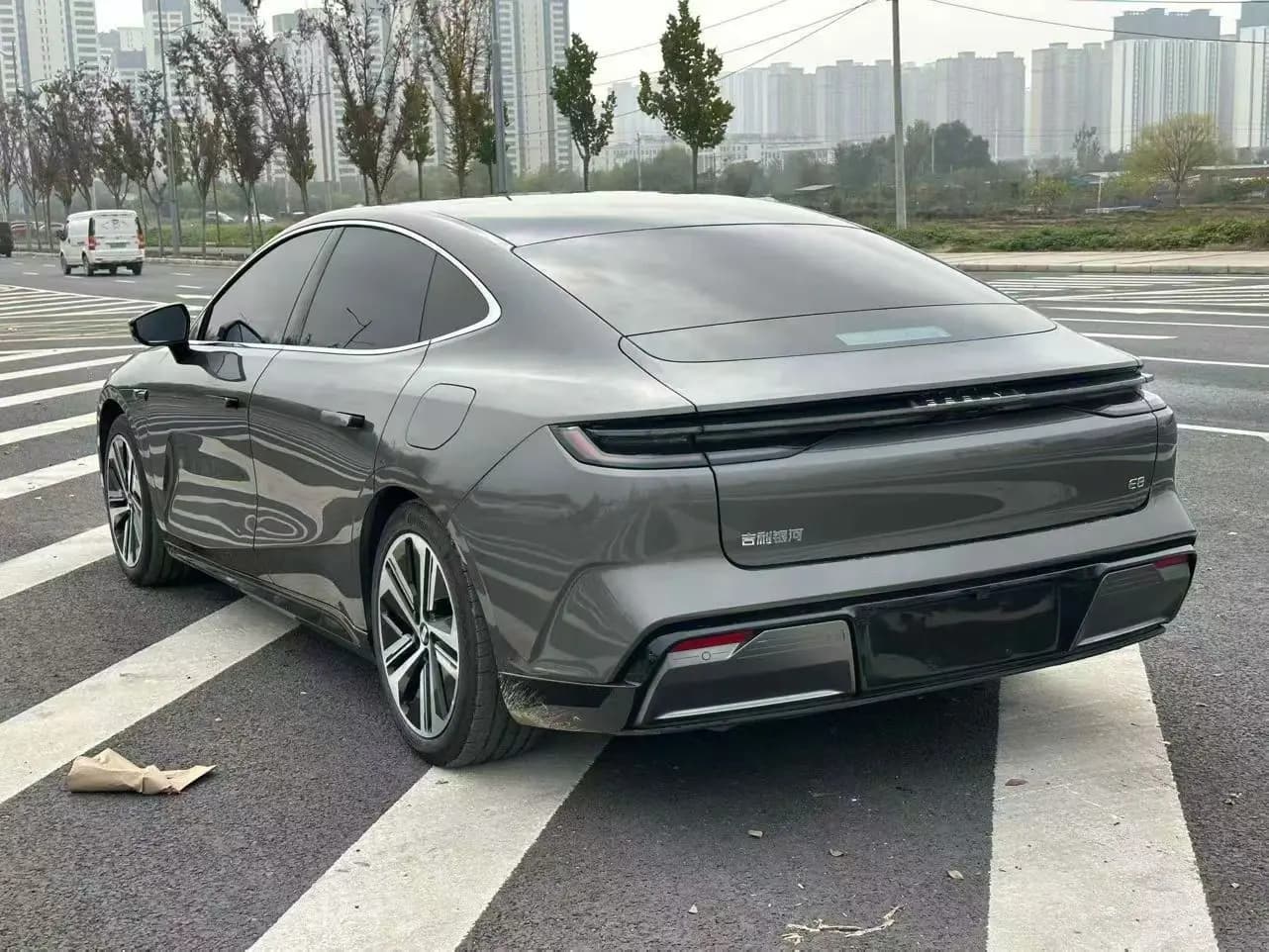 Geely Galaxy E8 2024 г. 21080 км. — фото 4