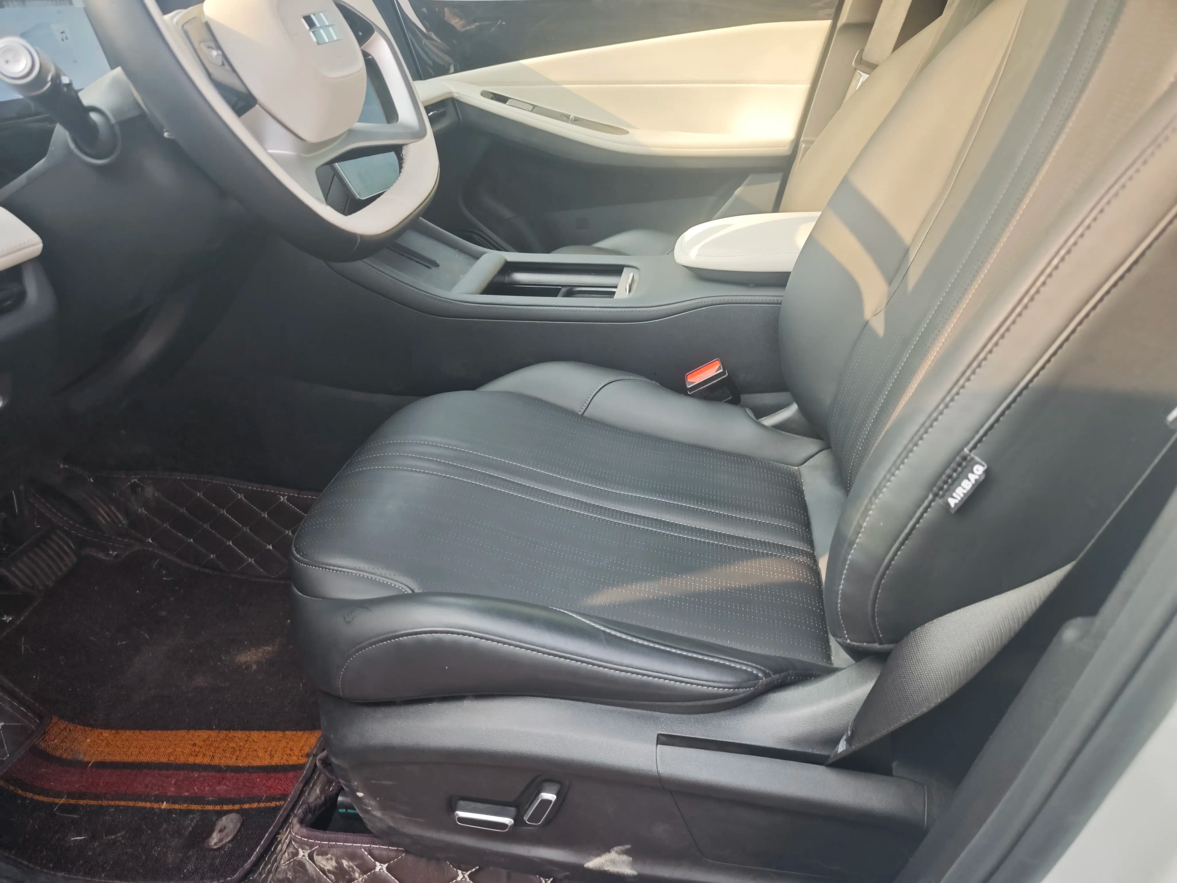 Geely Galaxy L7 2024 г. 16070 км. — фото 11