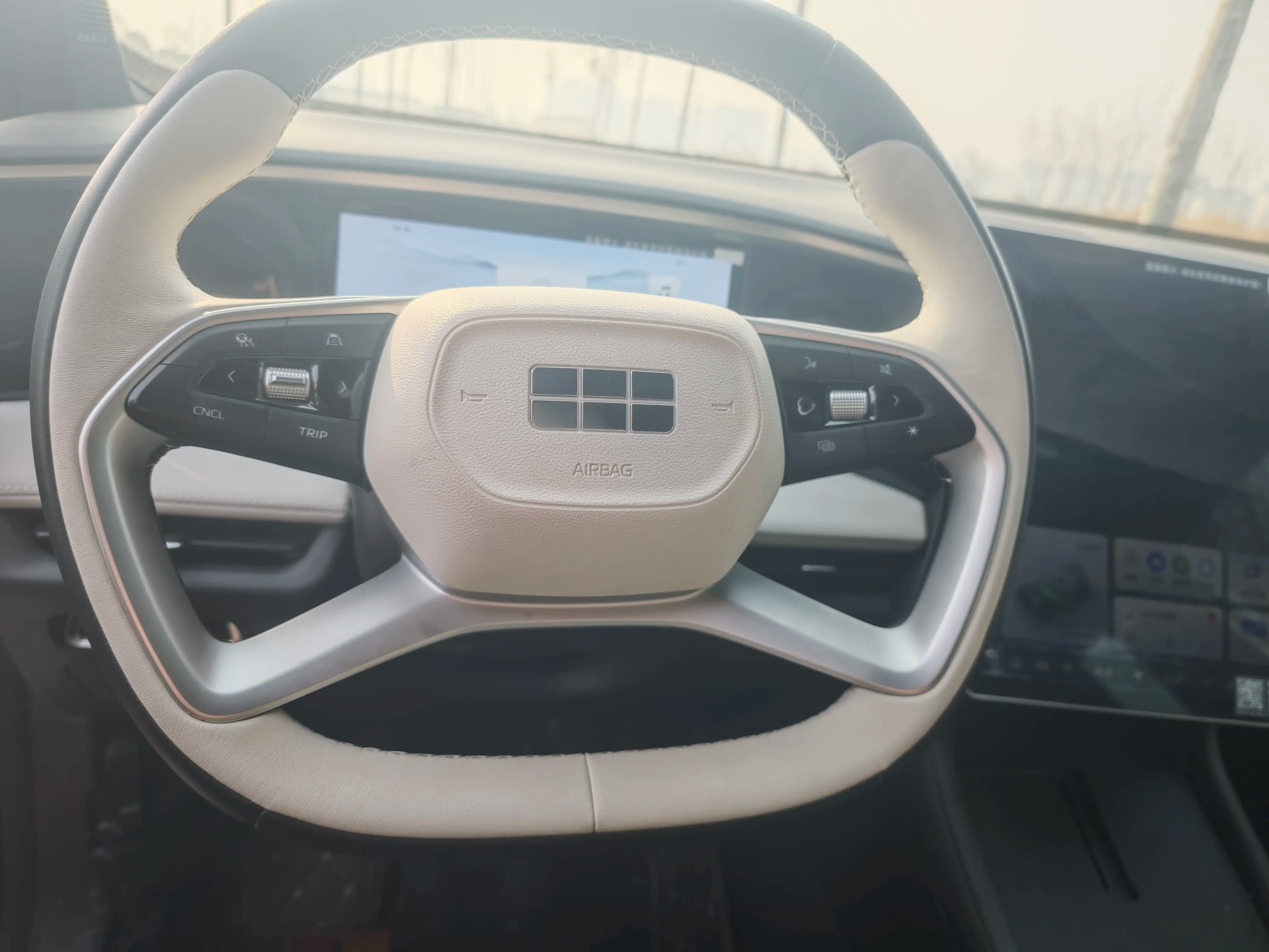 Geely Galaxy L7 2024 г. 16070 км. — фото 9