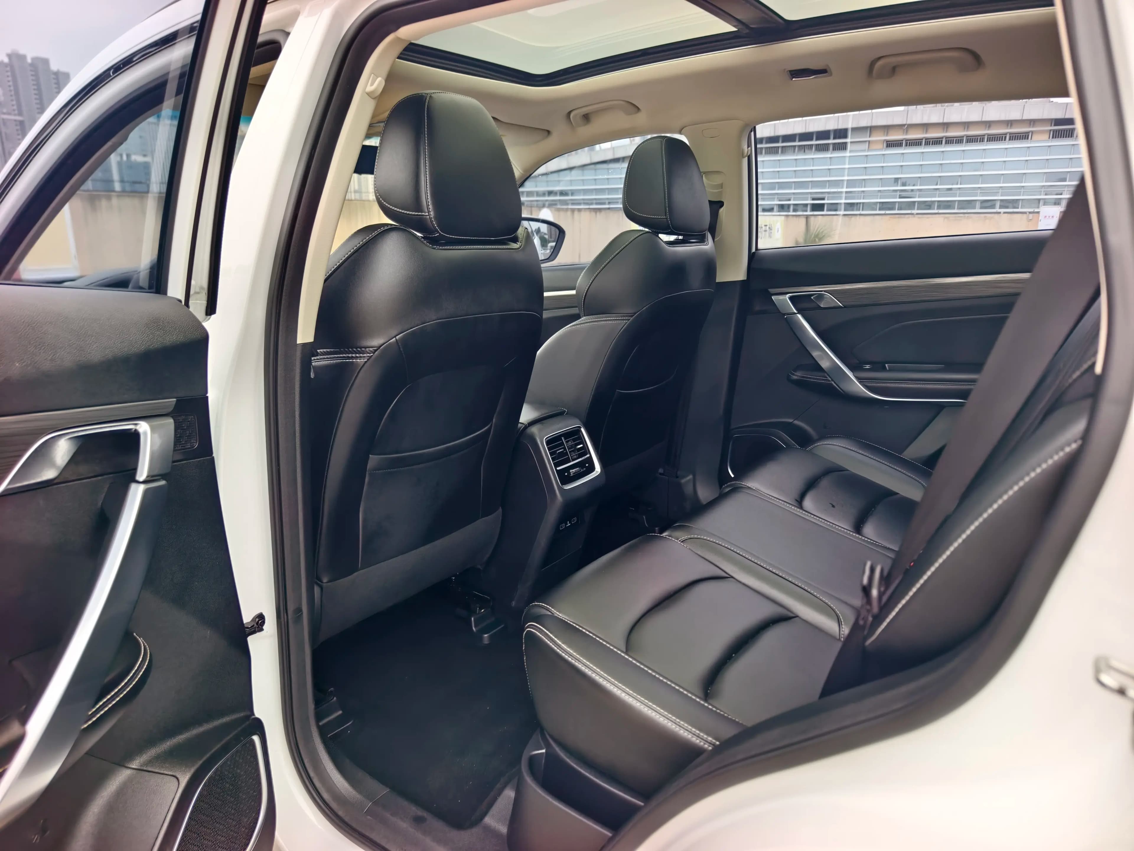 Geely Atlas 2021 г. 25017 км. — фото 9