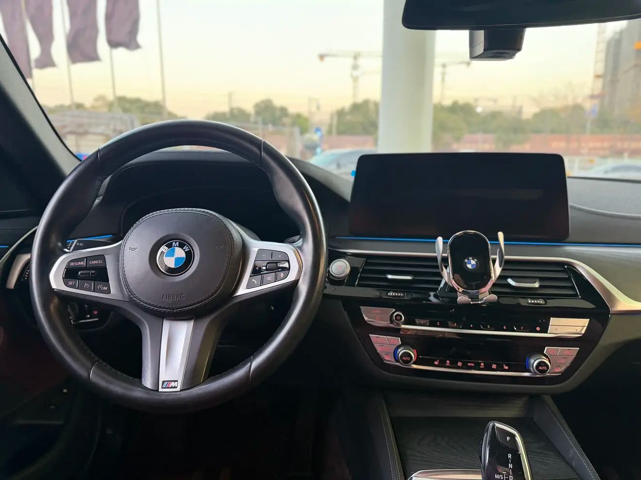 BMW 5 Series PHEV 2021 г. 40700 км. — фото 11