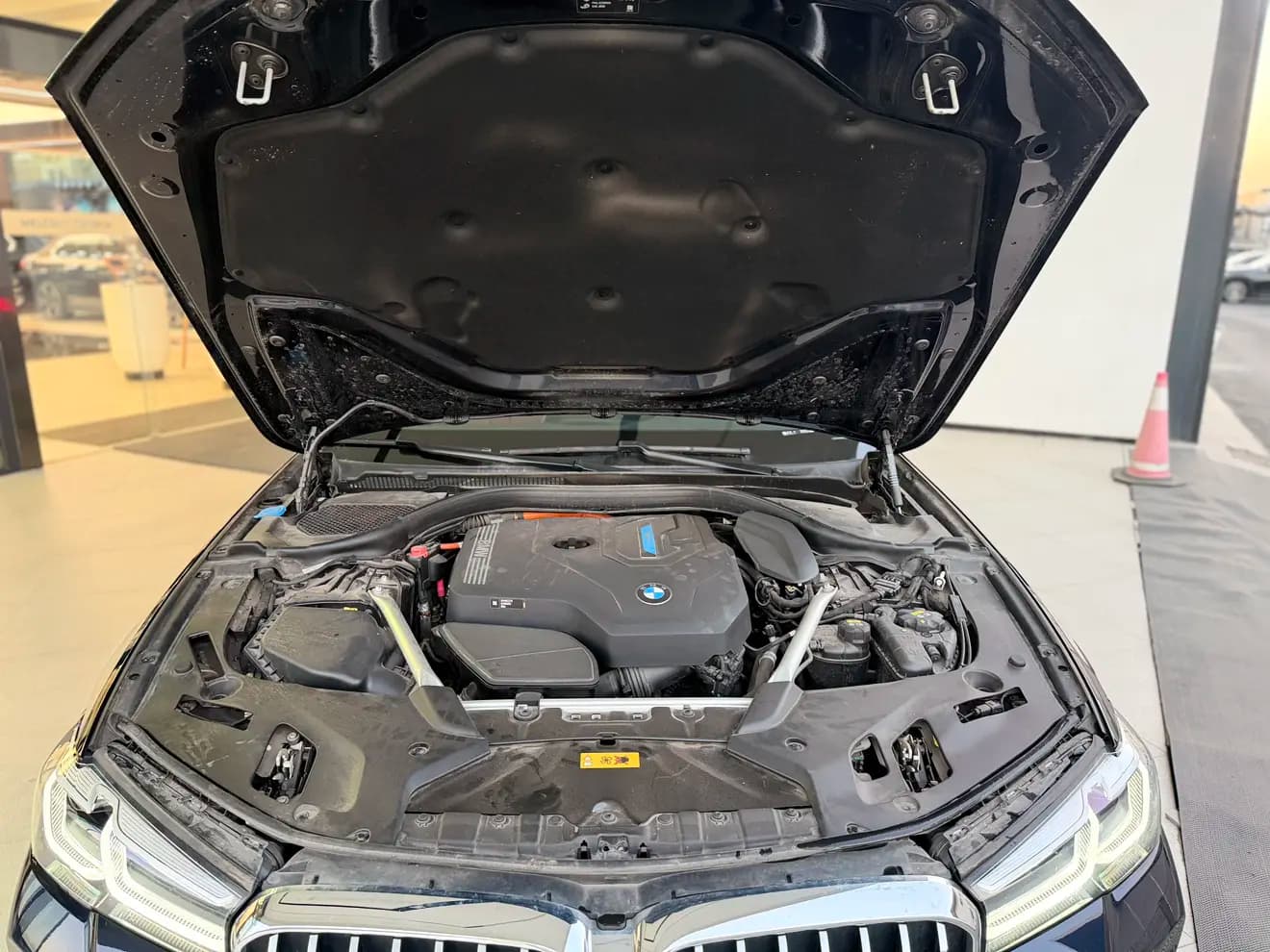 BMW 5 Series PHEV 2021 г. 40700 км. — фото 6