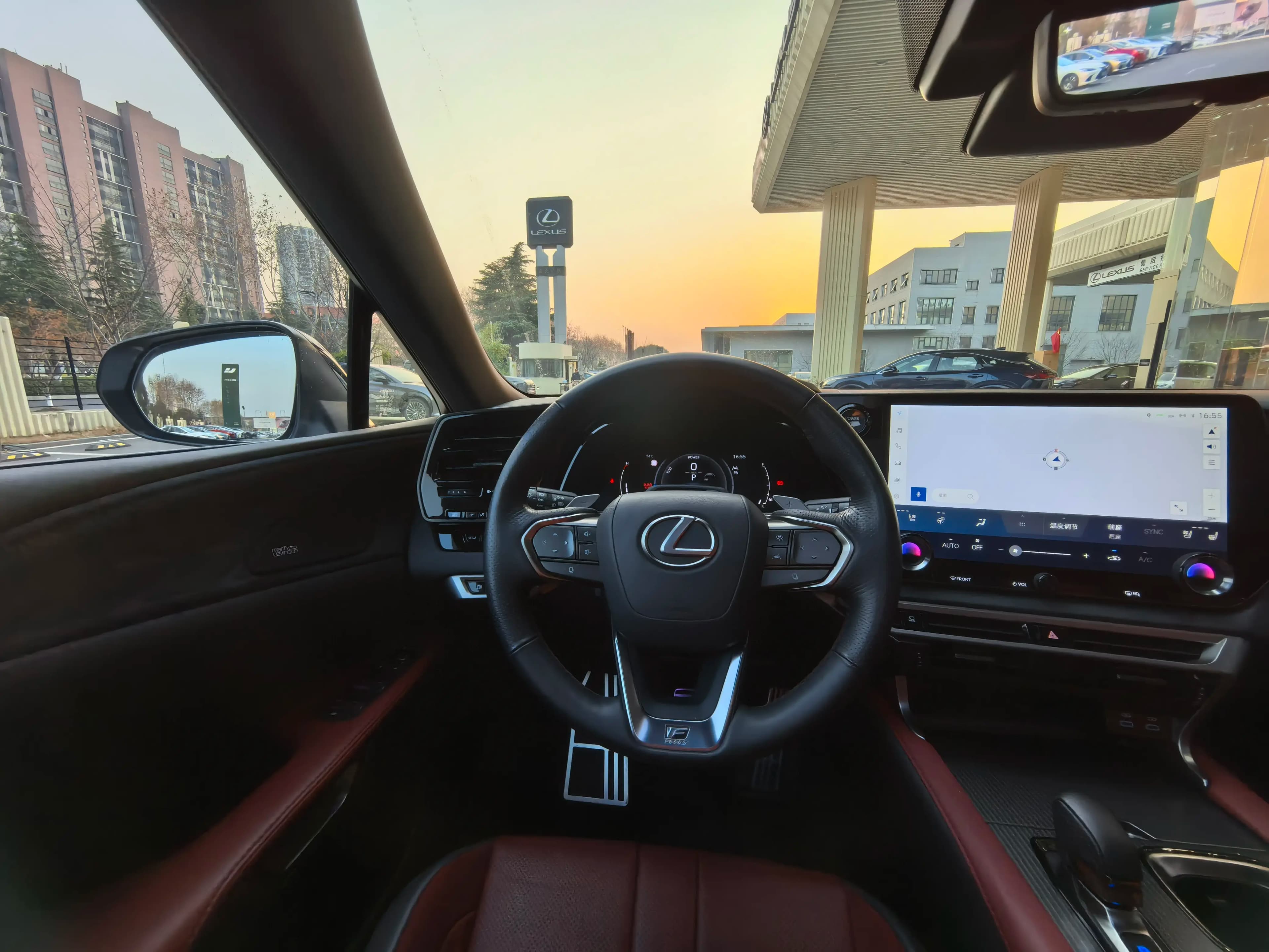 Lexus RX 2023 г. 23073 км. — фото 9