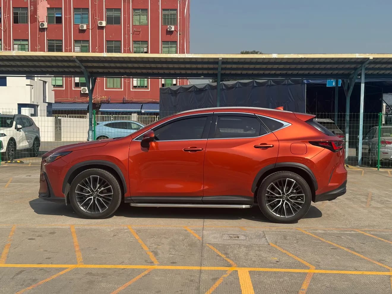 Lexus NX 2022 г. 27130 км. — фото 4