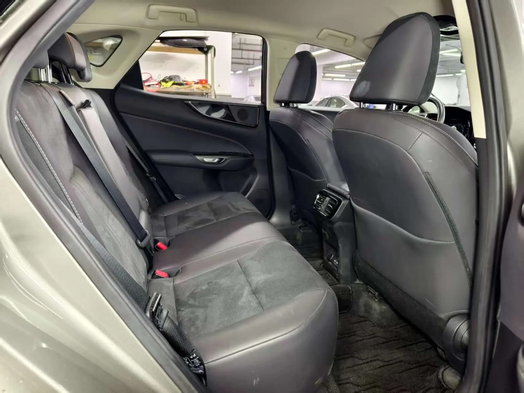 Lexus NX 2023 г. 26131 км. — фото 19