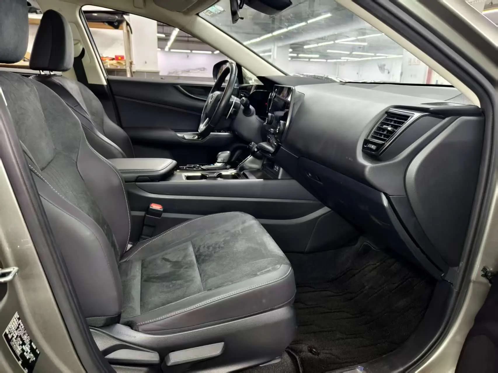 Lexus NX 2023 г. 26131 км. — фото 22