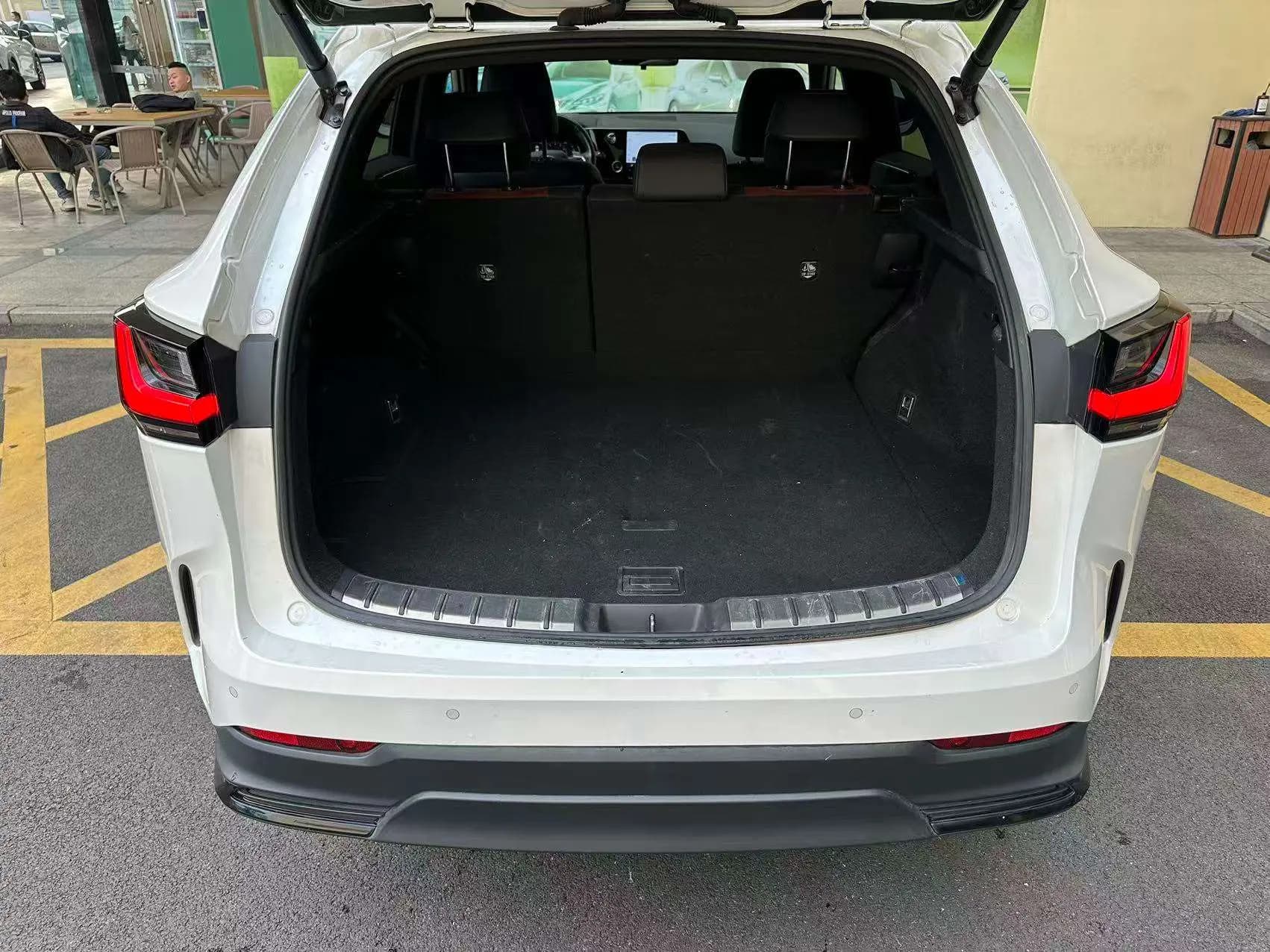 Lexus NX 2023 г. 45133 км. — фото 24