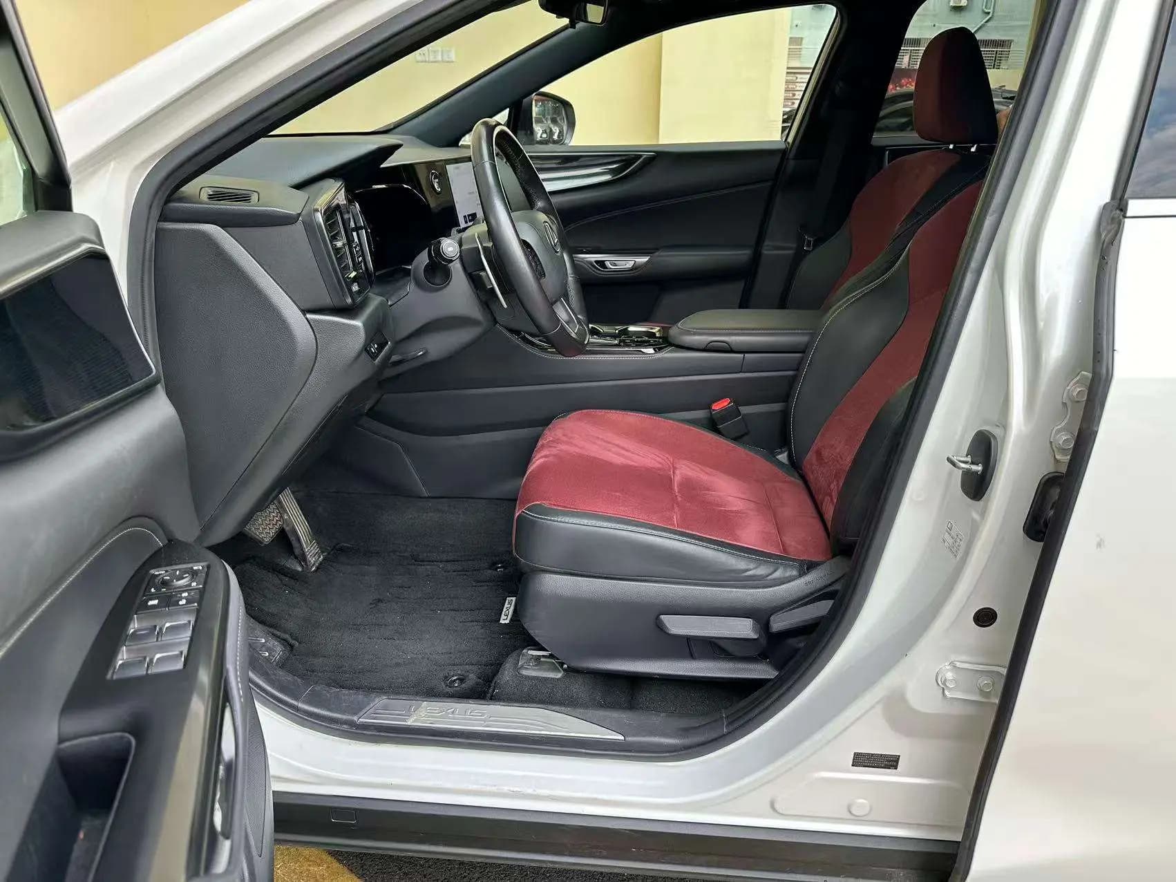 Lexus NX 2023 г. 45133 км. — фото 27
