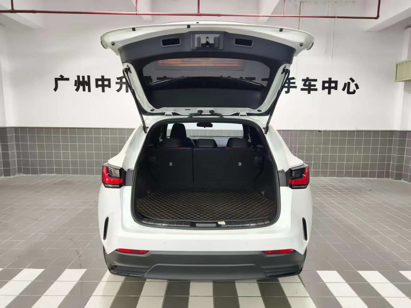 Lexus NX 2024 г. 50134 км. — фото 8