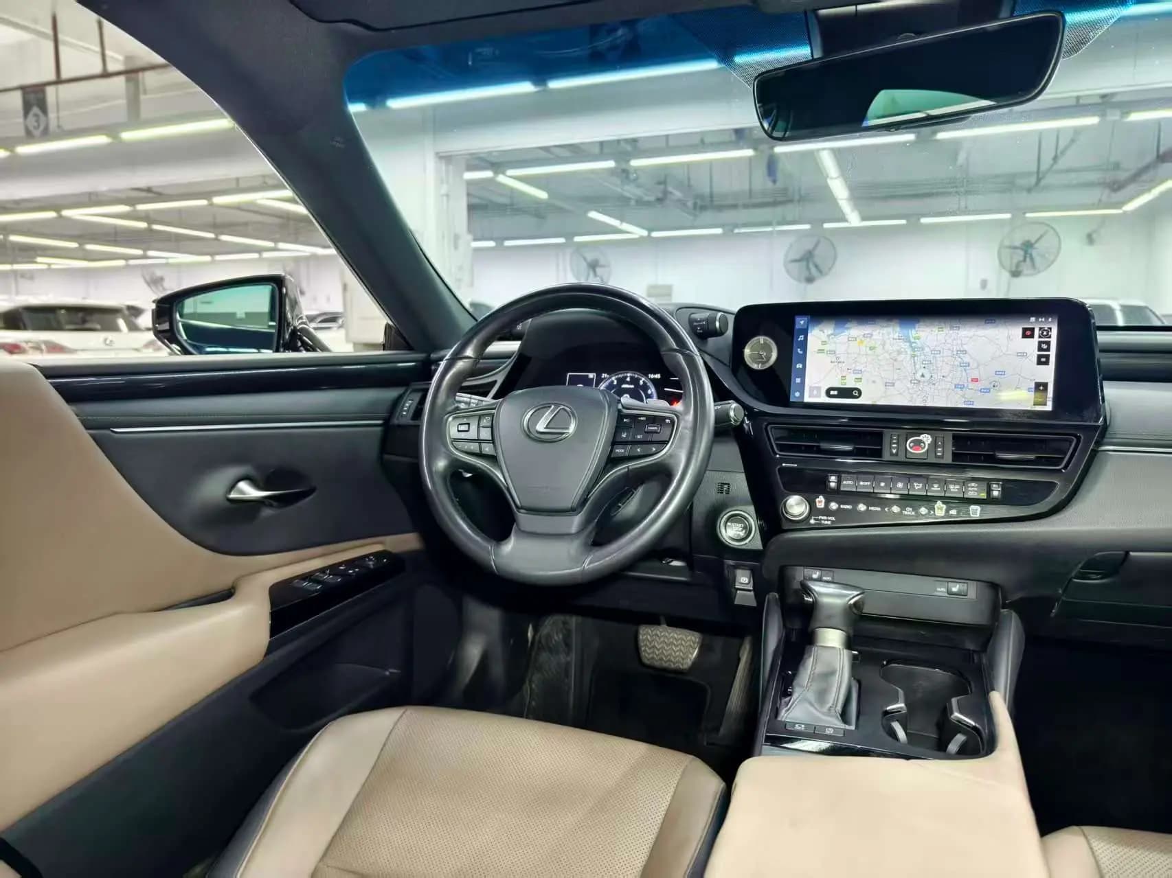 Lexus ES 2024 г. 47130 км. — фото 15