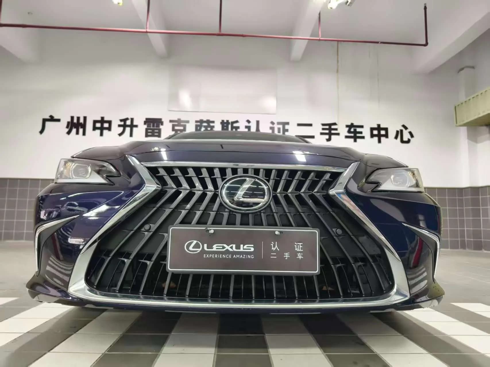 Lexus ES 2024 г. 47130 км. — фото 7