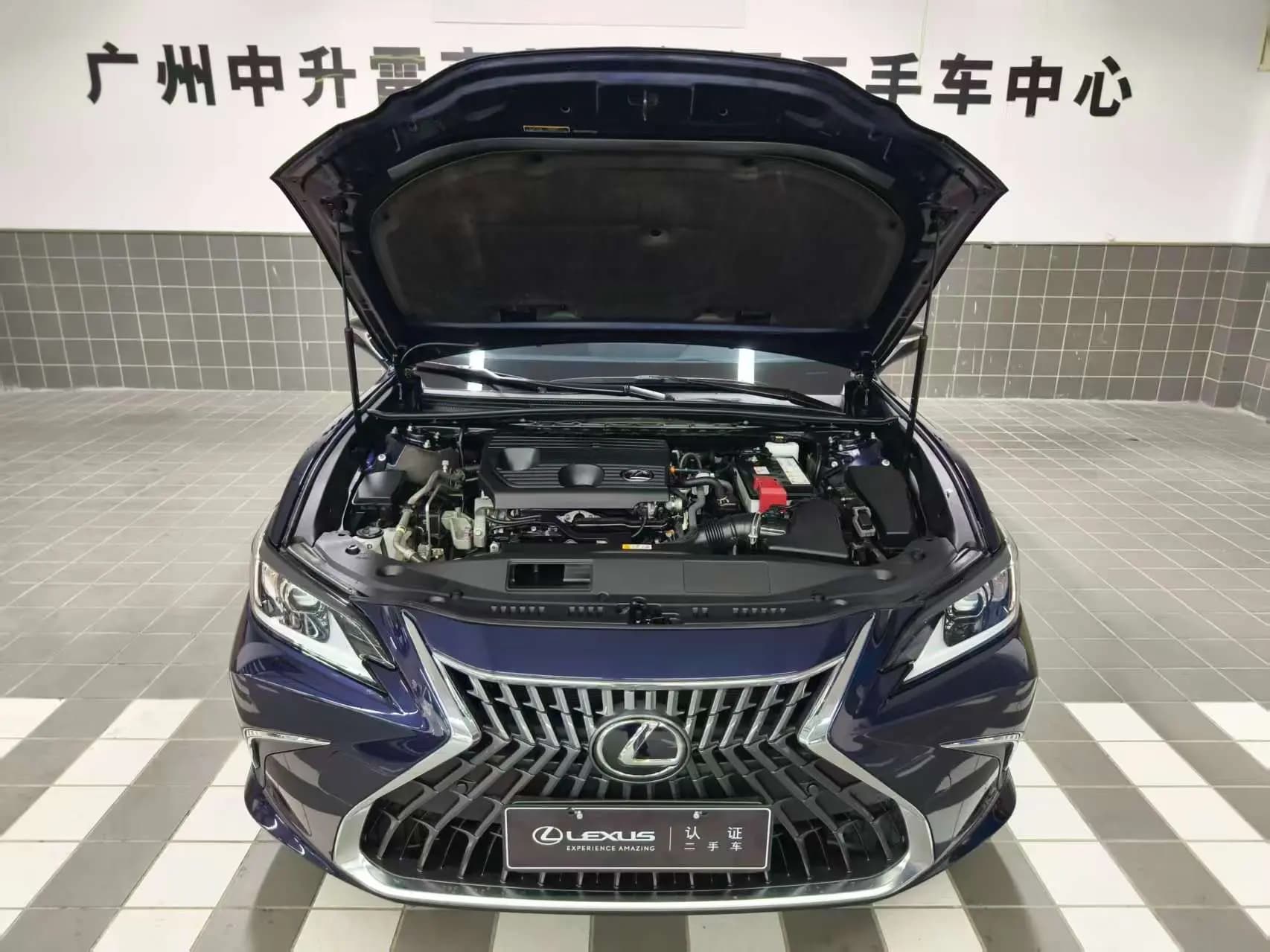 Lexus ES 2024 г. 47130 км. — фото 8