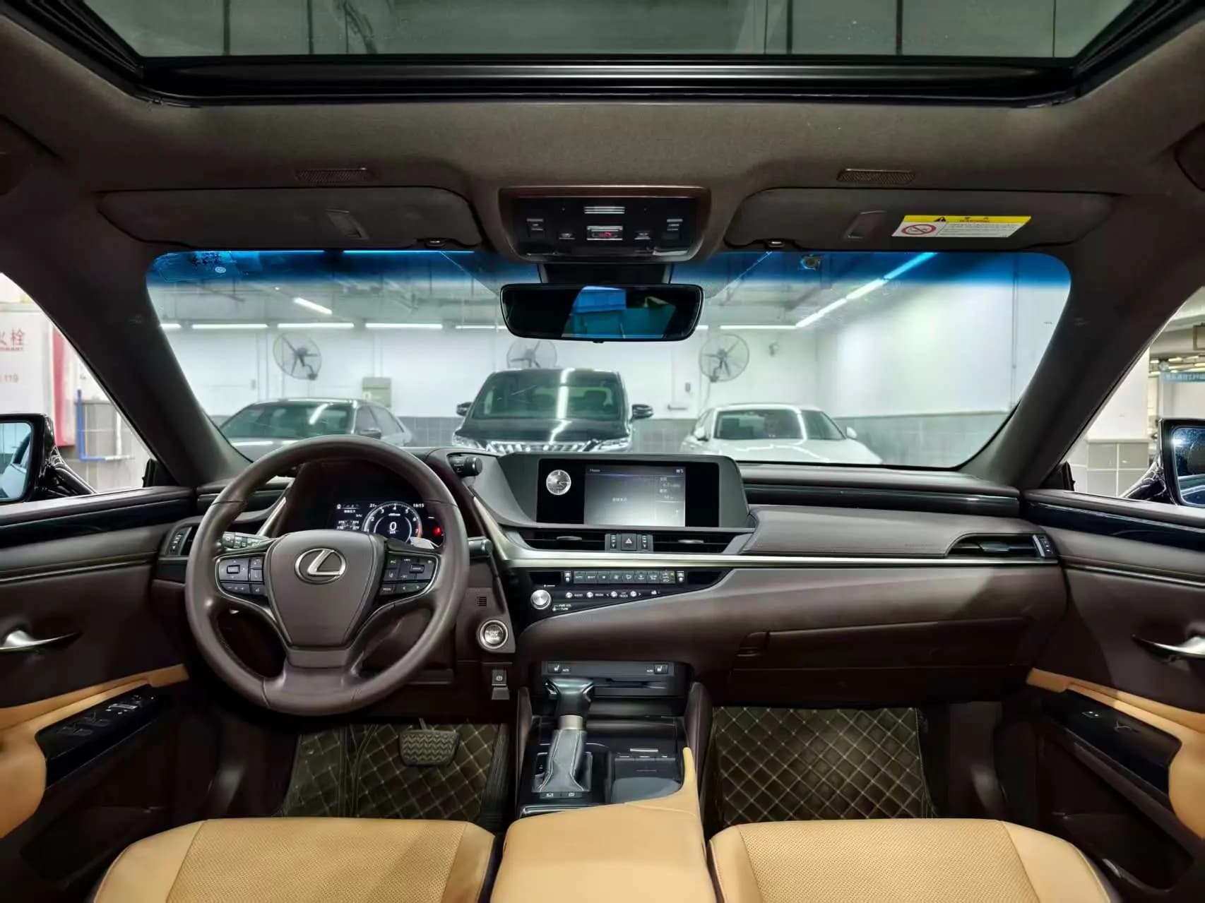 Lexus ES 2021 г. 84131 км. — фото 13