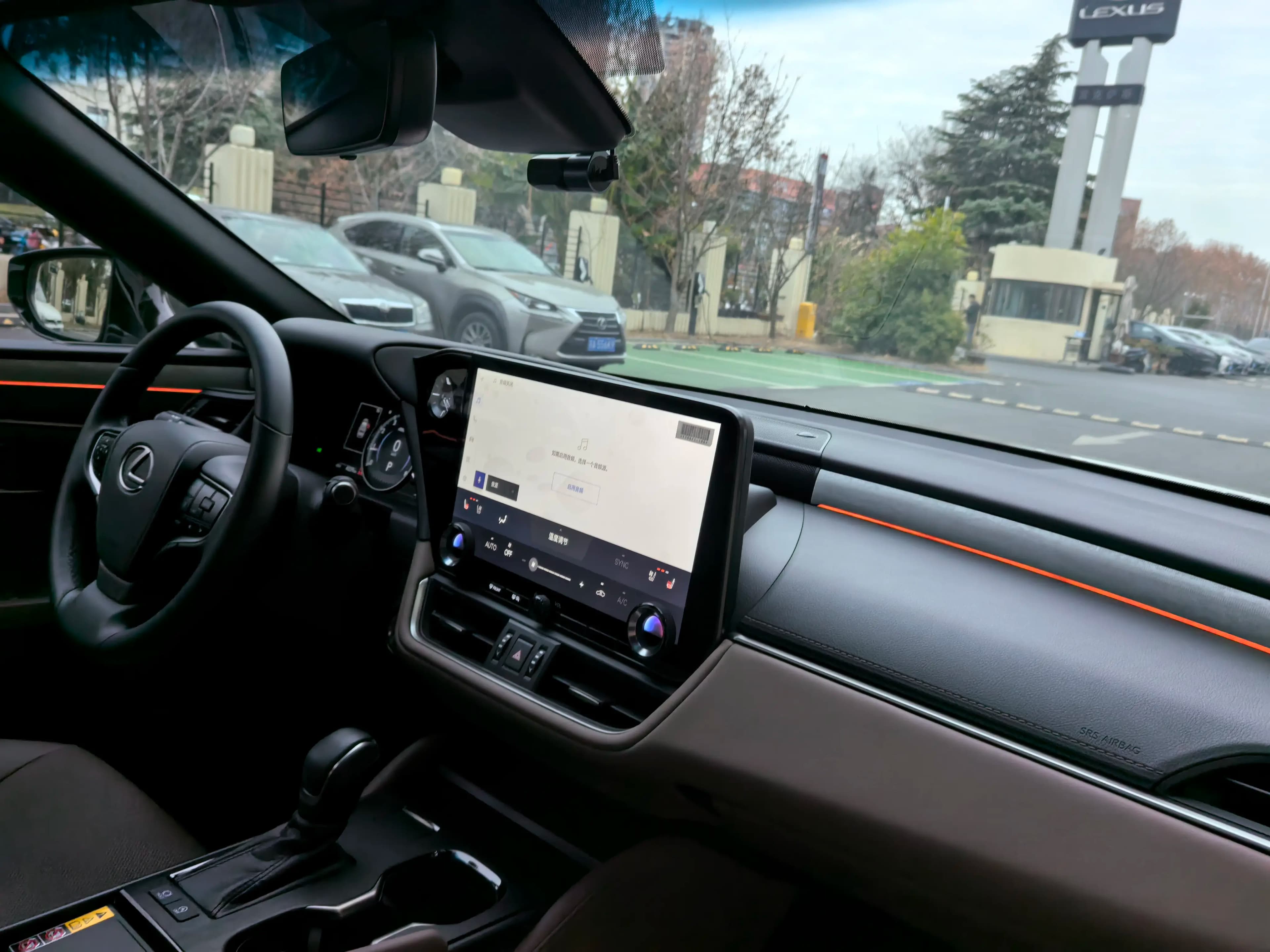 Lexus ES 2025 г. 4132 км. — фото 12