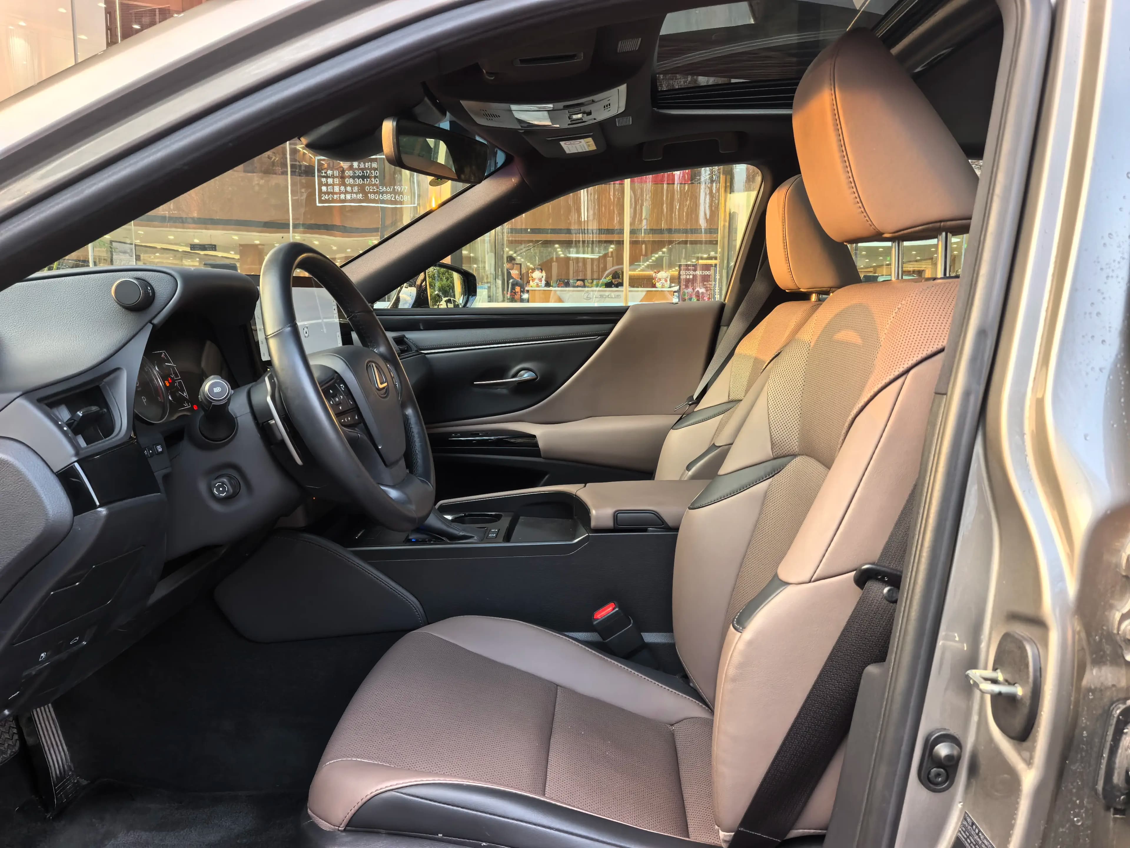 Lexus ES 2024 г. 22133 км. — фото 16
