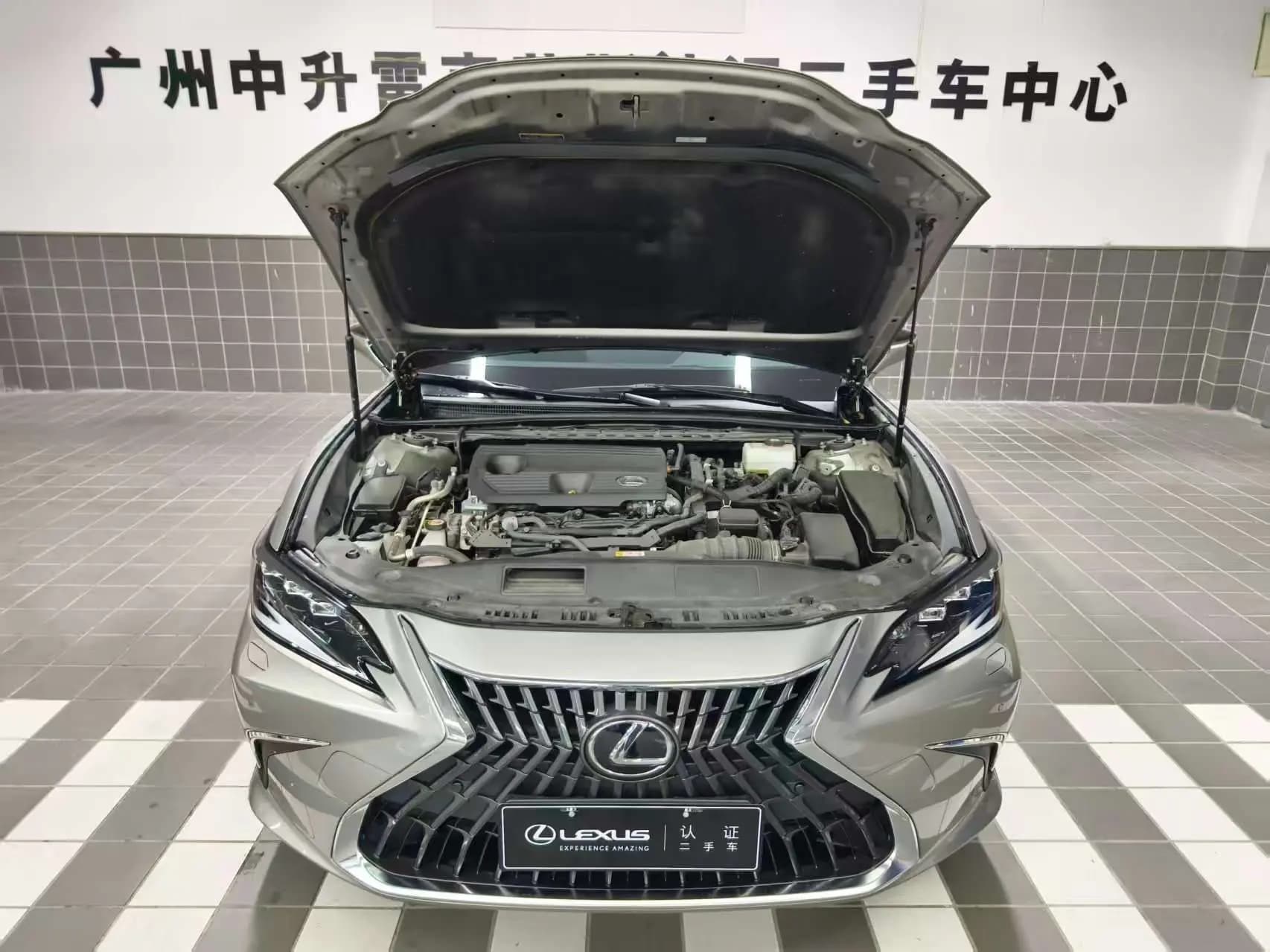 Lexus ES 2023 г. 55107 км. — фото 6