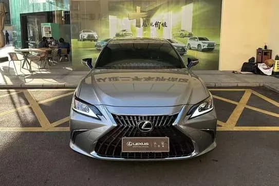 Lexus ES 2024 г. 28135 км. — фото 2