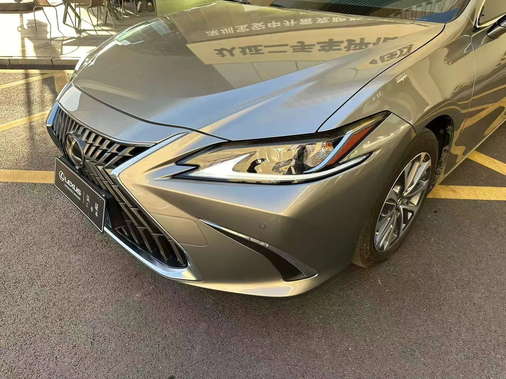 Lexus ES 2024 г. 28135 км. — фото 13