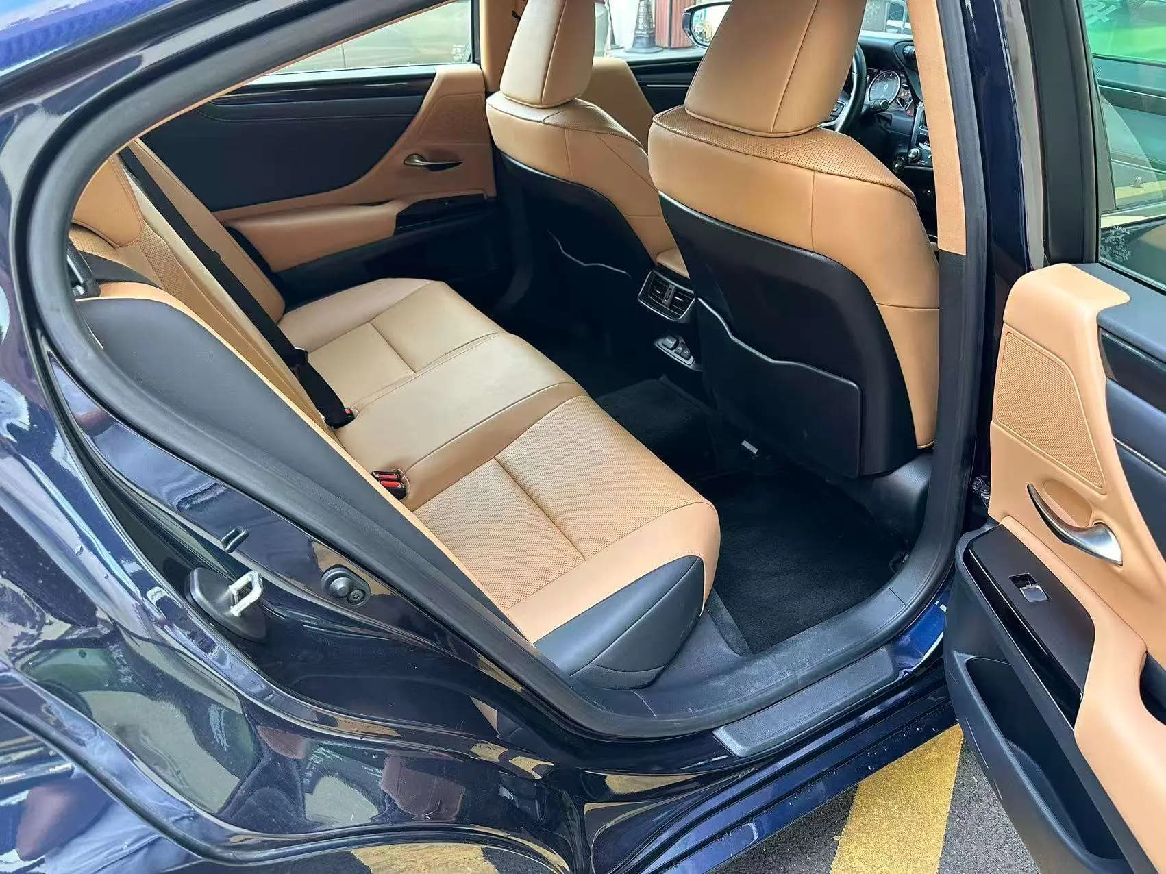 Lexus ES 2024 г. 27139 км. — фото 11