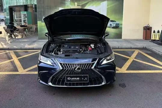 Lexus ES 2024 г. 27139 км. — фото 8